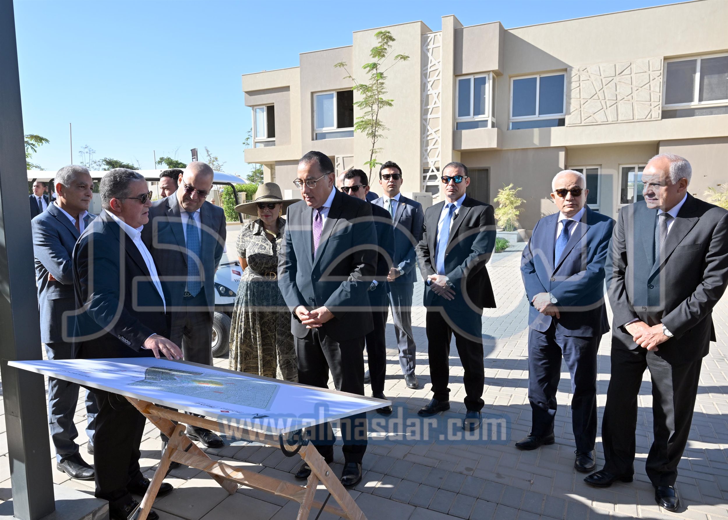 رئيس الوزراء يتفقد مشروع �مدينة باديا� بأكتوبر الجديدة