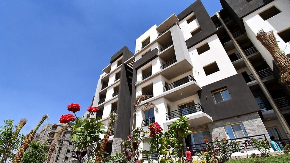 وزير الإسكان يطرح وحدات سكنية بمشروعات الإسكان المتميز
