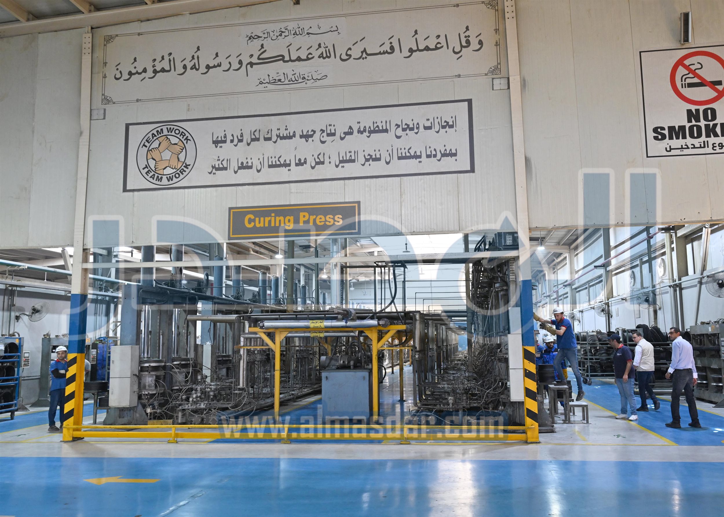 مدبولى يتفقد توسعات مصنع �بيراميدز� لتصنيع إطارات السيارات