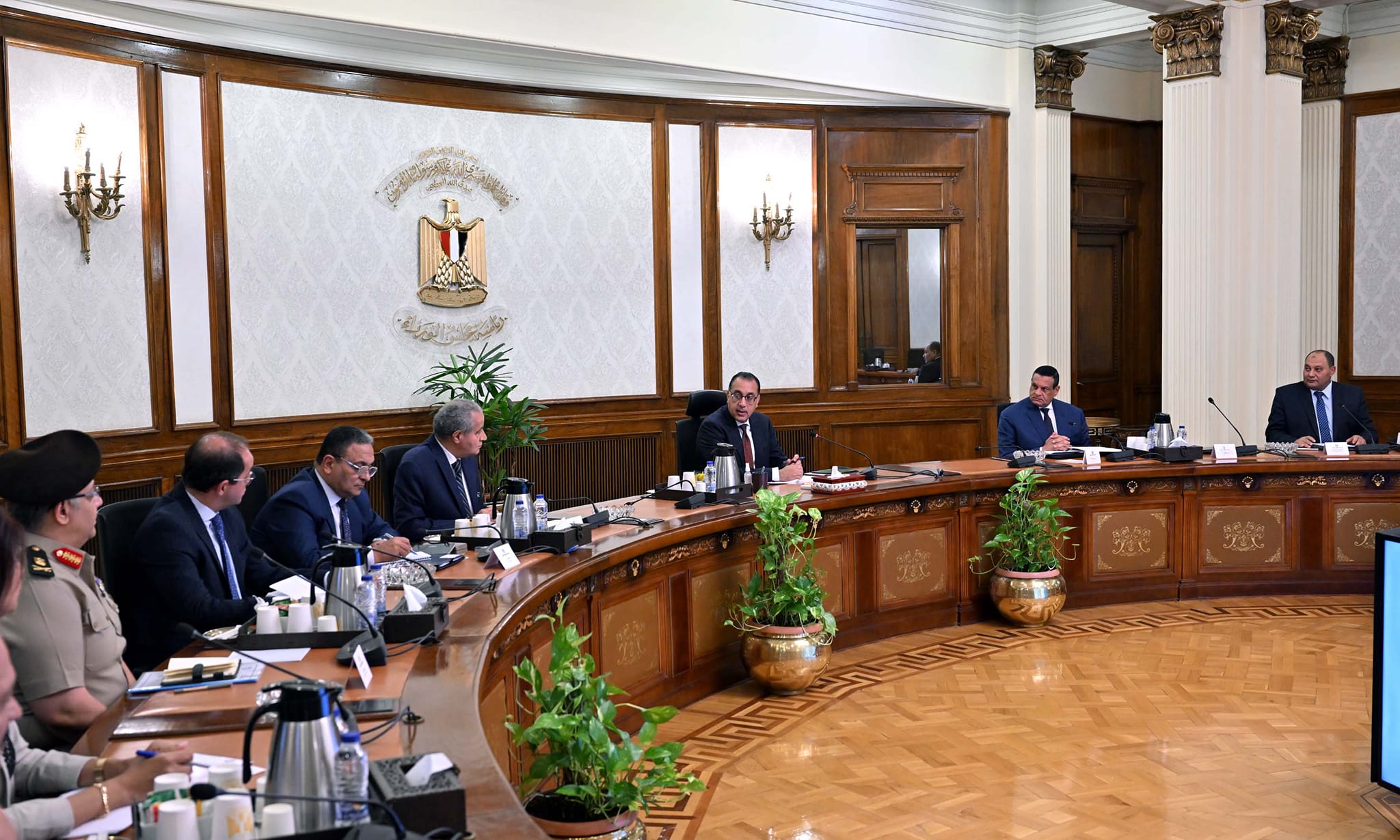 رئيس الوزراء يتابع موقف تنفيذ مبادرة خفض الأسعار