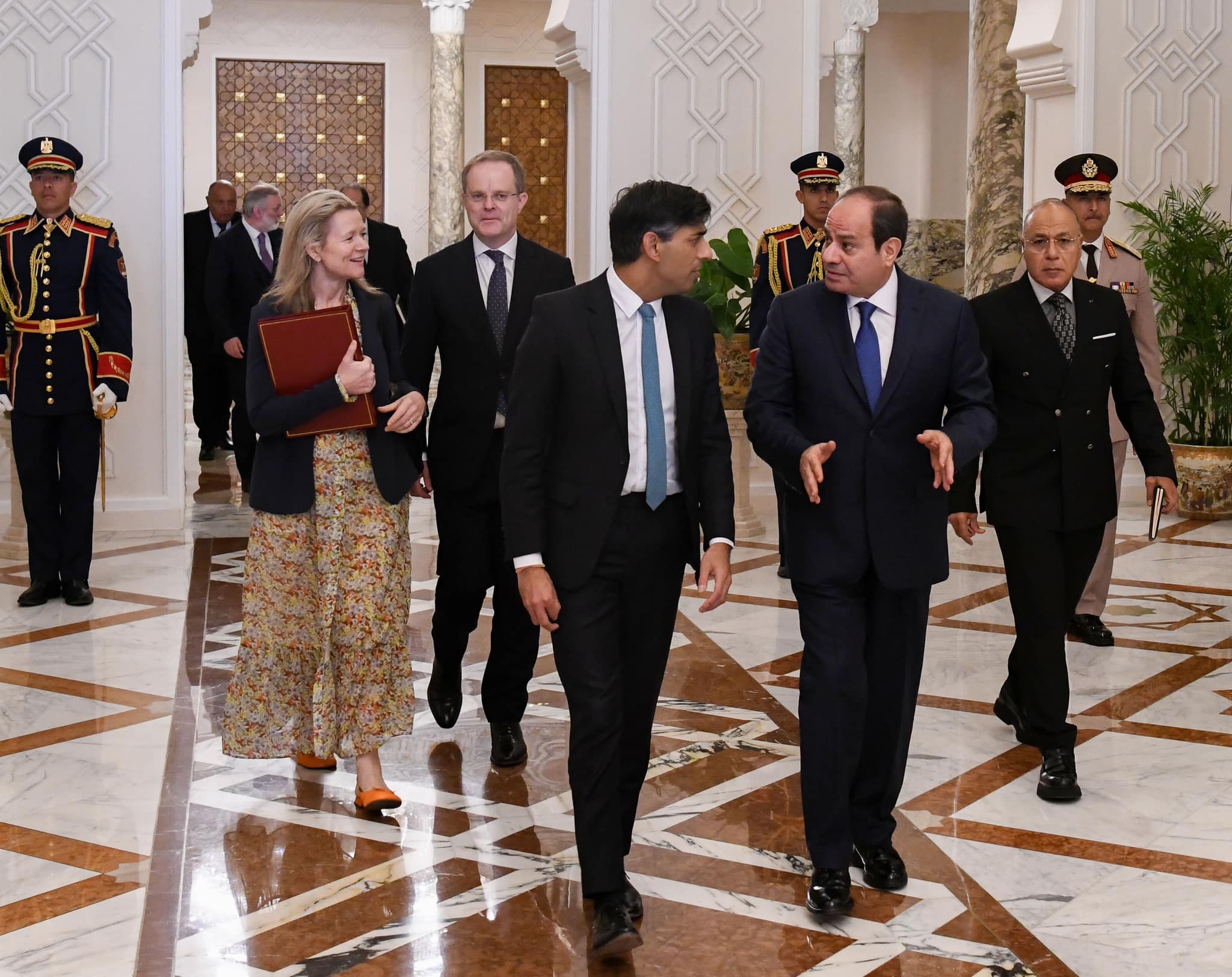 الرئيس السيسي مع رئيس الوزراء البريطاني ريشي سوناك