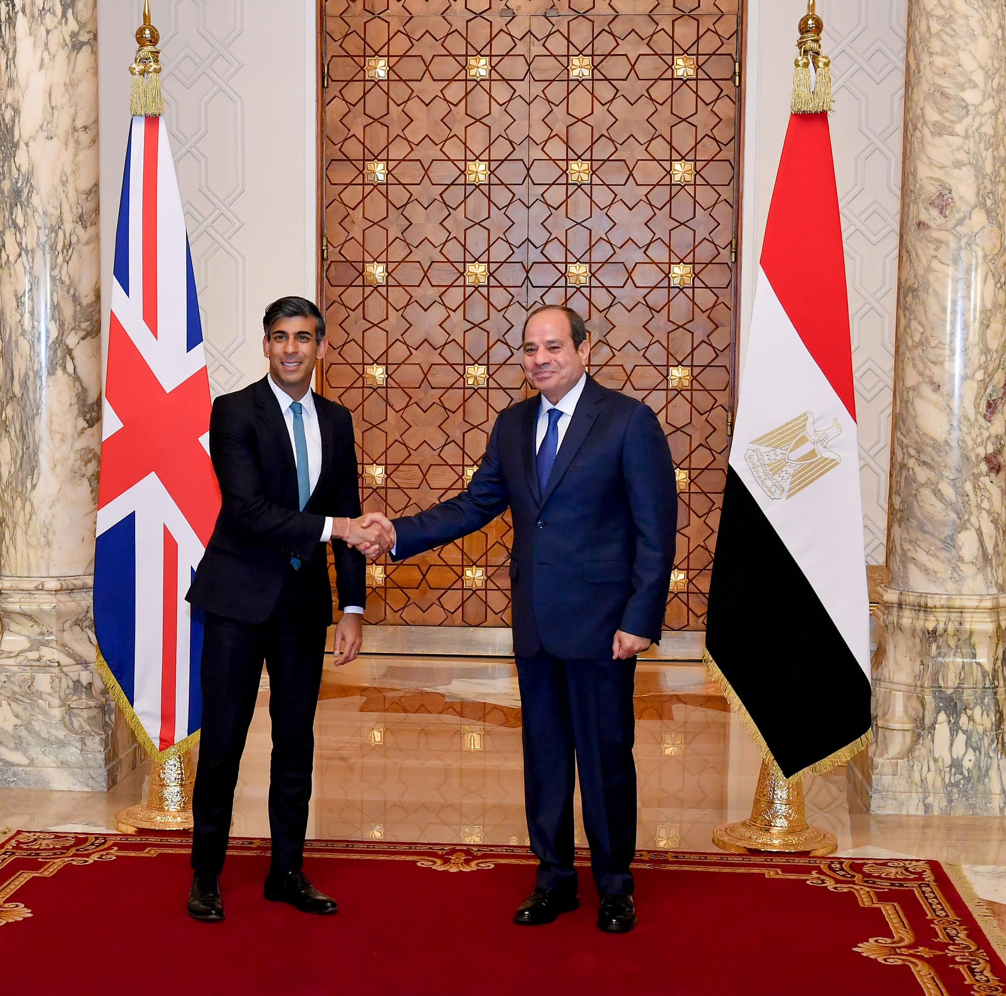 الرئيس السيسي مع رئيس الوزراء البريطاني ريشي سوناك