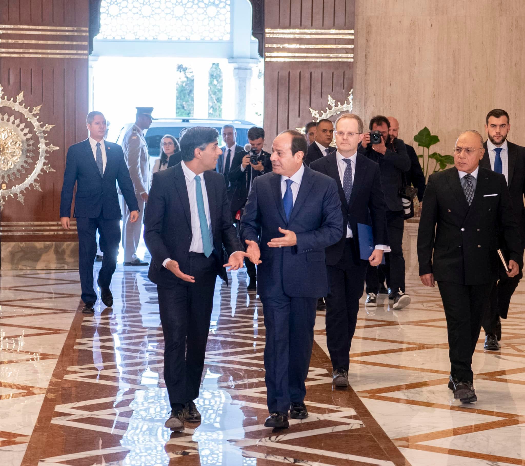 الرئيس السيسي مع رئيس الوزراء البريطاني ريشي سوناك