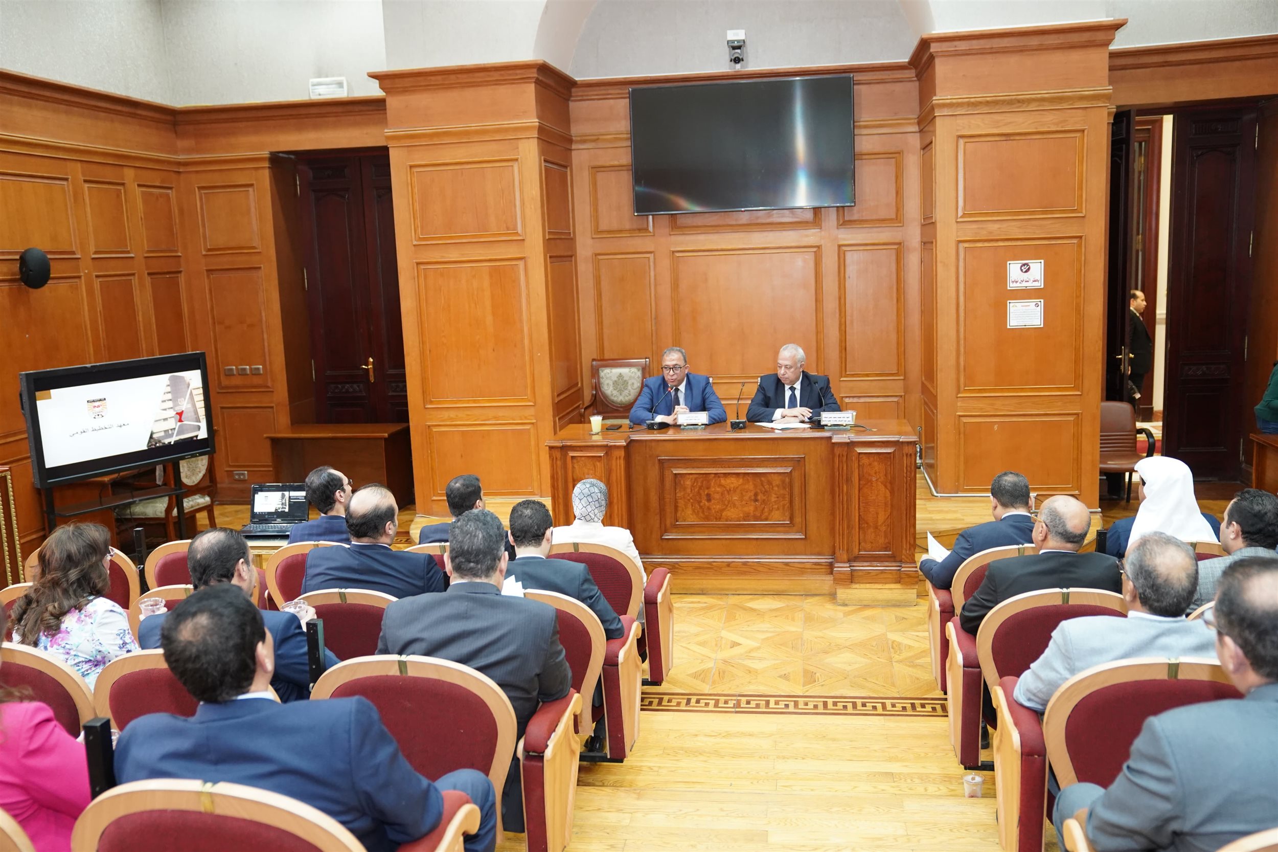 رئيس معهد التخطيط القومي يستعرض دور ومهام المعهد أمام مجلس الشيوخ
