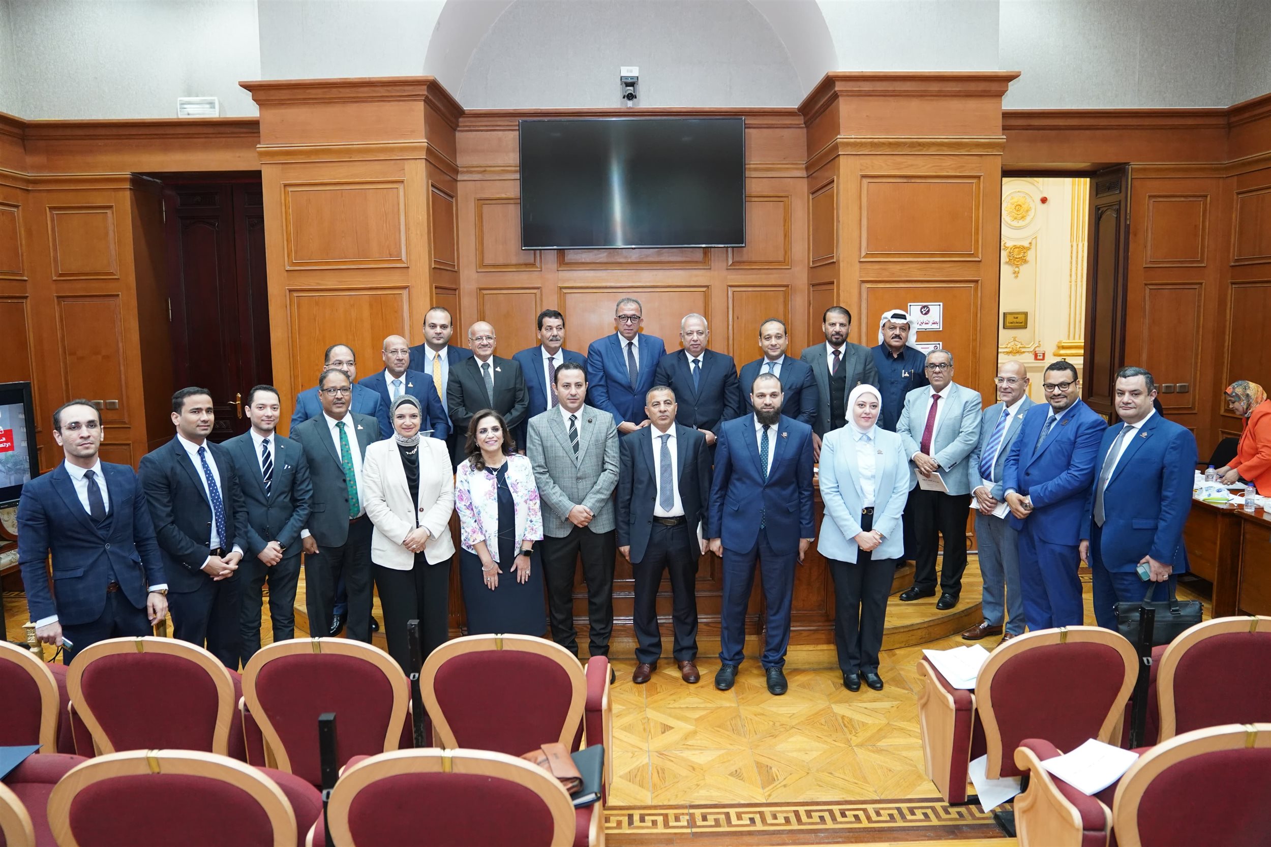 رئيس معهد التخطيط القومي يستعرض دور ومهام المعهد أمام مجلس الشيوخ