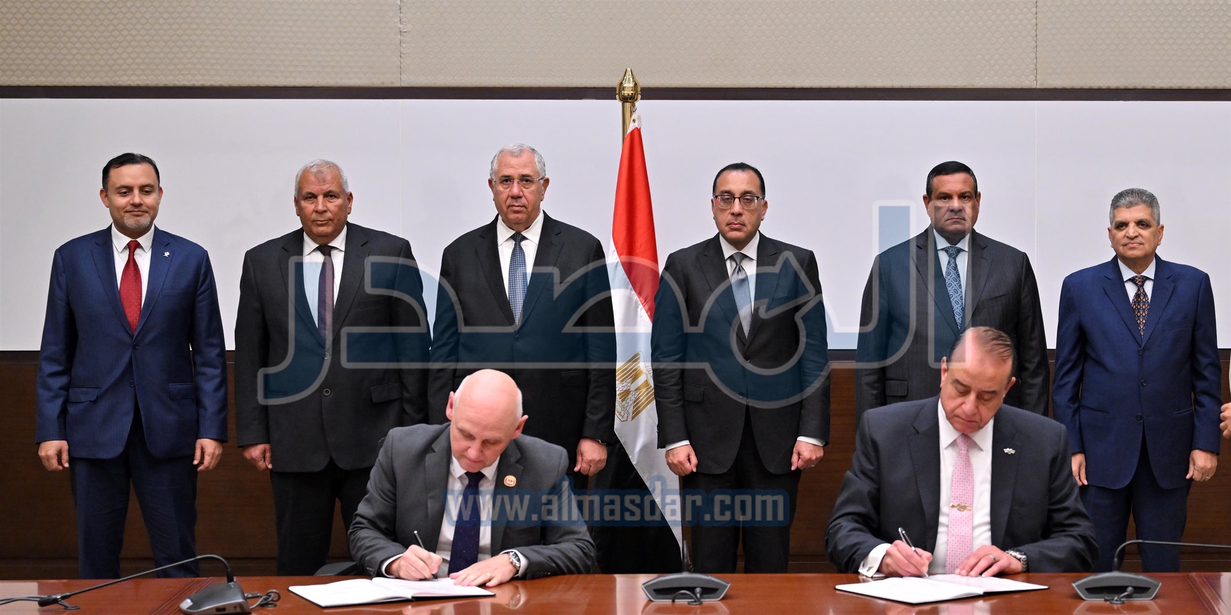 تعاون مشترك بين هيئة قناة السويس وشركة �بلدنا� القطرية