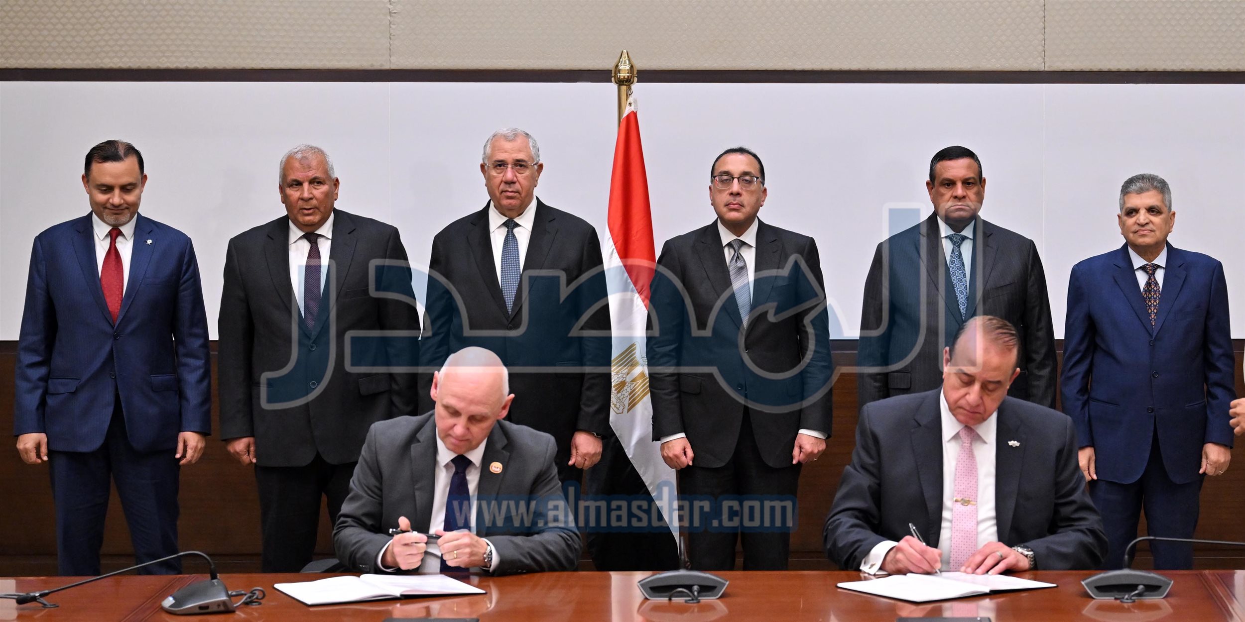تعاون مشترك بين هيئة قناة السويس وشركة �بلدنا� القطرية