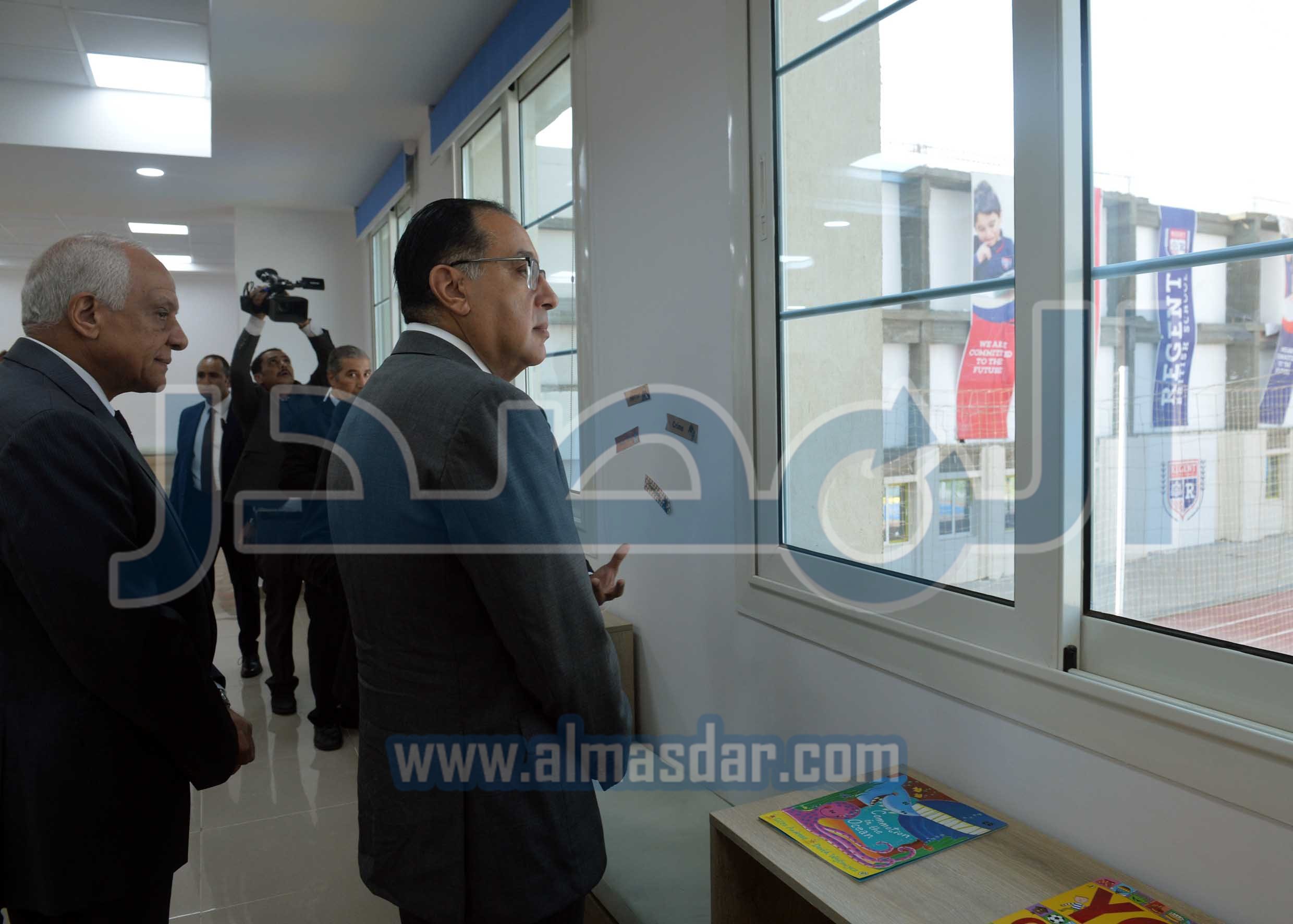 مدبولى يفتتح مجمع المدارس بالقرية الكونية بحدائق أكتوبر