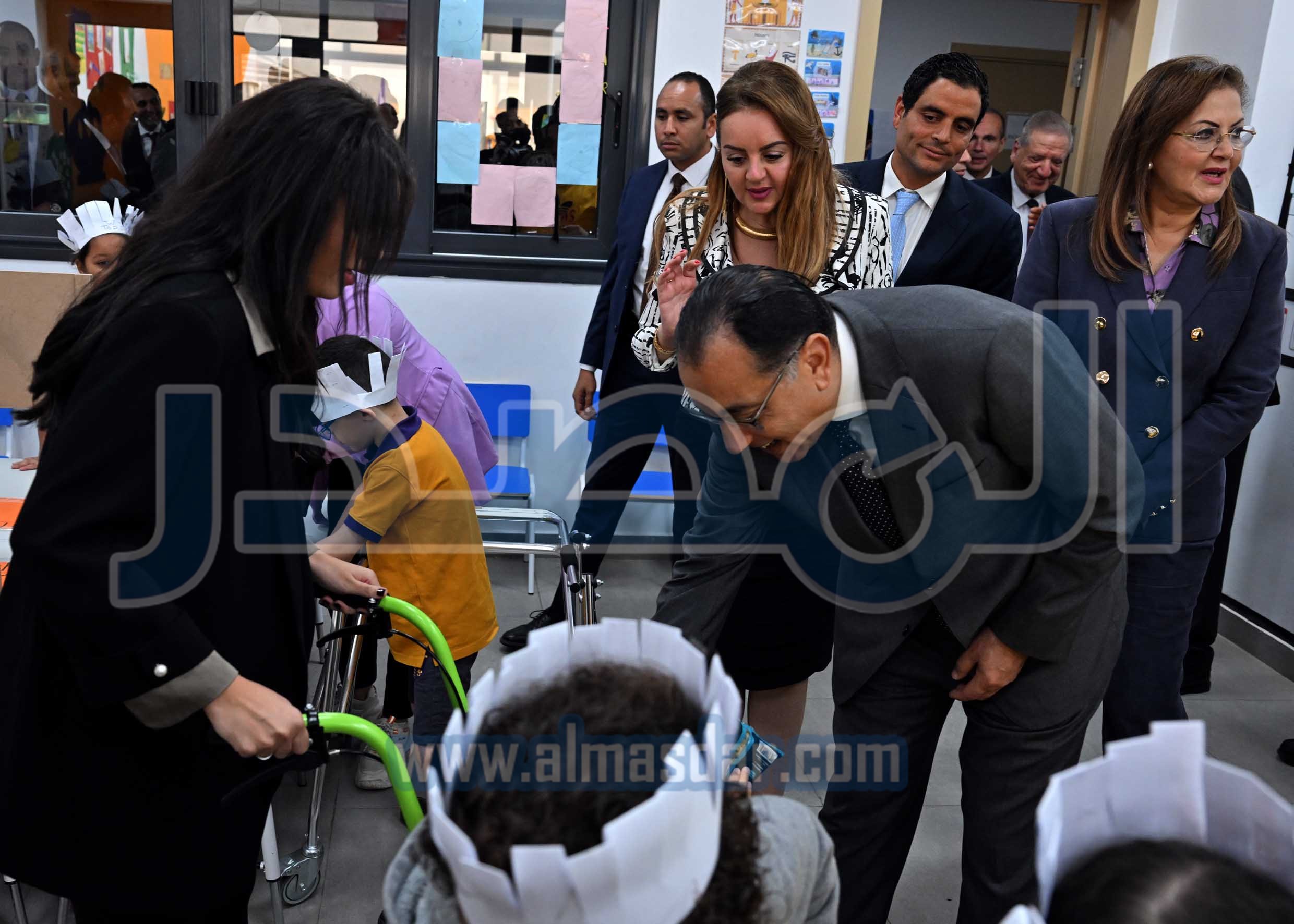 مدبولى يفتتح مجمع المدارس بالقرية الكونية بحدائق أكتوبر