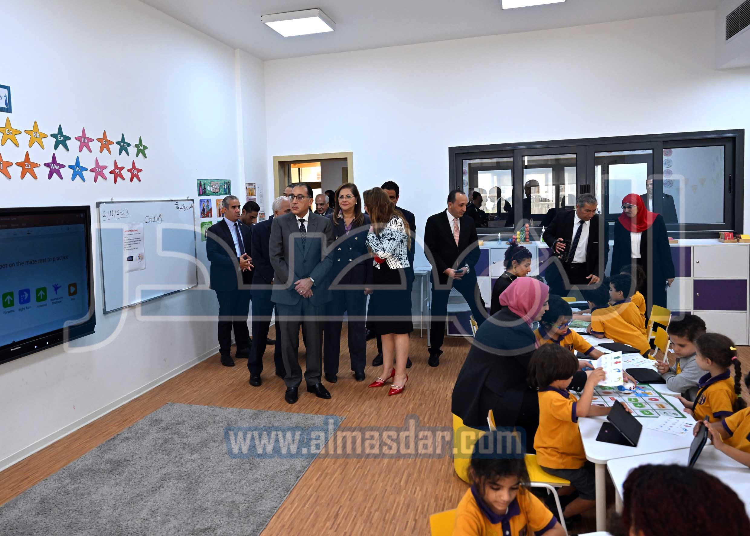 مدبولى يفتتح مجمع المدارس بالقرية الكونية بحدائق أكتوبر