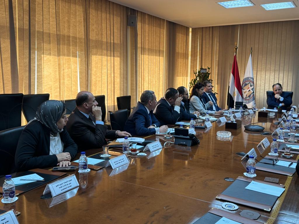 وزير المالية يلتقى قيادات الاتحاد العام للغرف التجارية