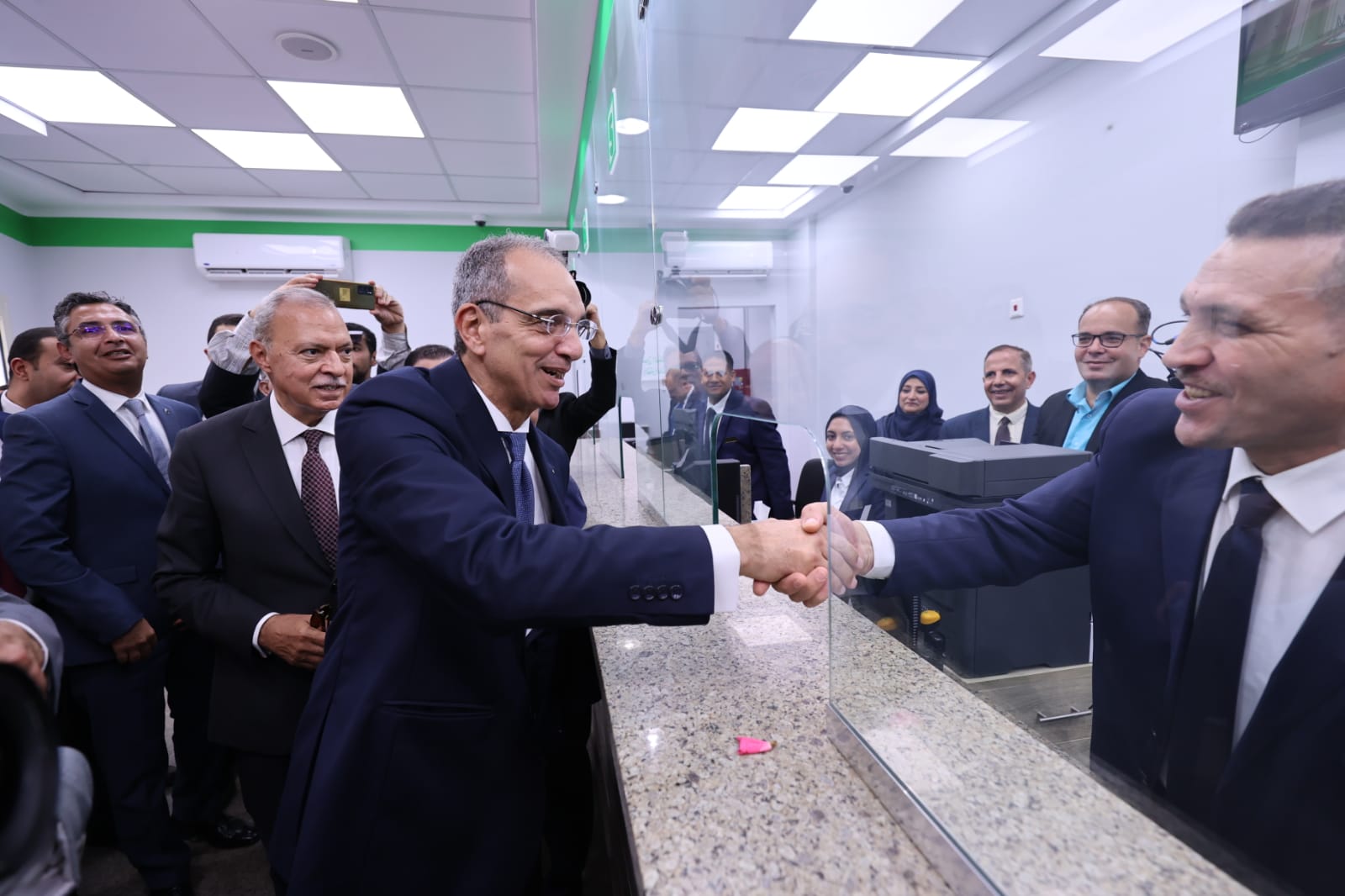 جولة لافتتاح وتفقد عدد من مشروعات وزارة الاتصالات بالقليوبية