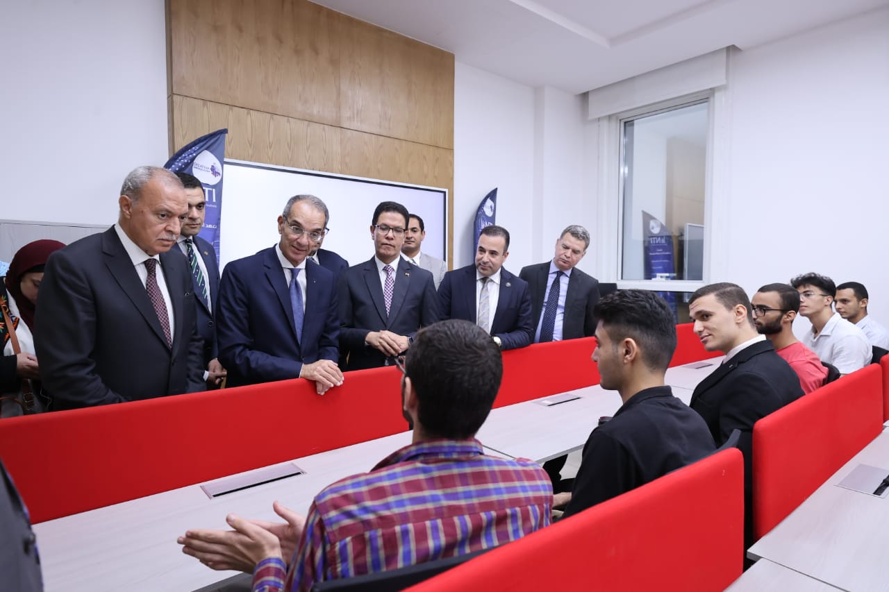 افتتاح مبنى منطقة بريد القليوبية ومكتب بريد بنها البلد