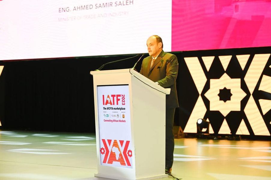 وزير التجارة والصناعة خلال معرض الأفريقي للتجارة البينية