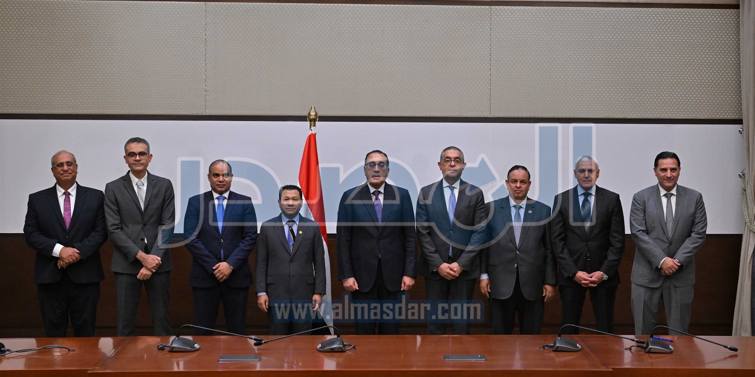 مدبولى يشهد توقيع 3 اتفاقات لبدء تجميع السيارات محليًا