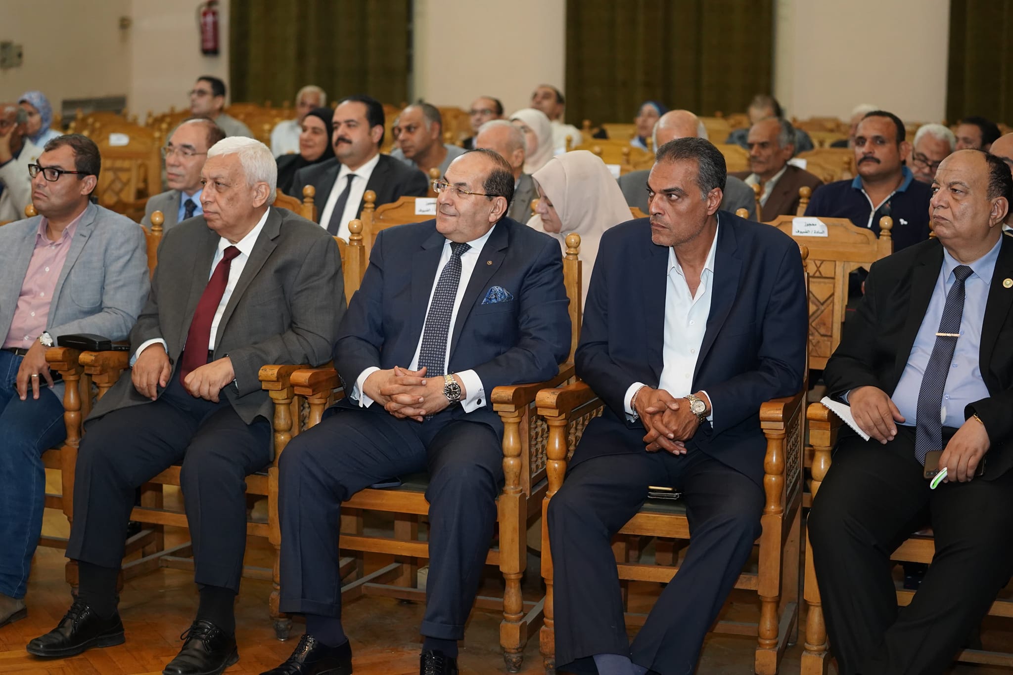 معهد التخطيط القومي يشارك في ندوة
