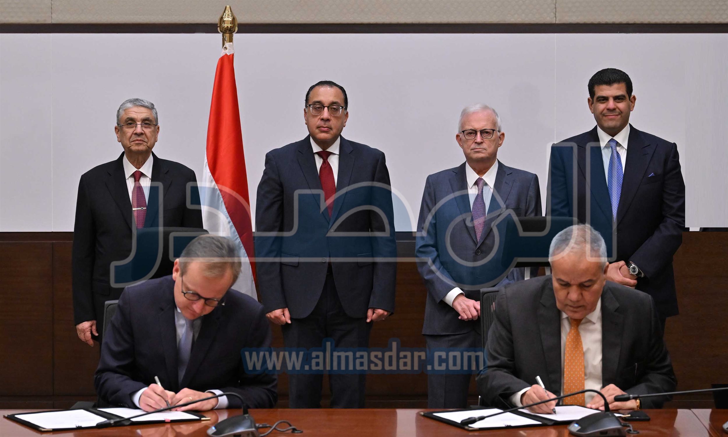 مذكرة تفاهم بين الشركة المصرية لنقل الكهرباء وشركة چان دي نال