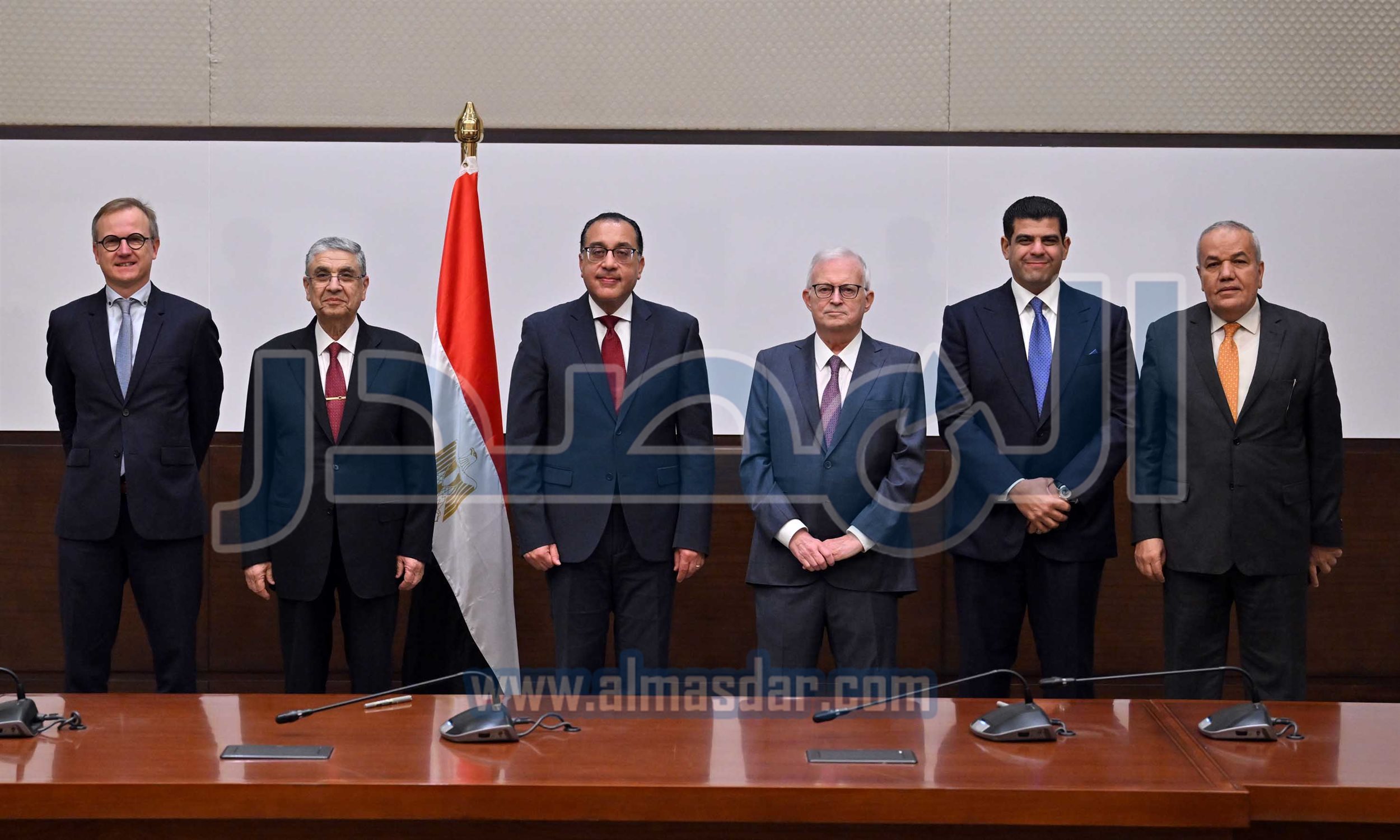 مذكرة تفاهم بين الشركة المصرية لنقل الكهرباء وشركة چان دي نال