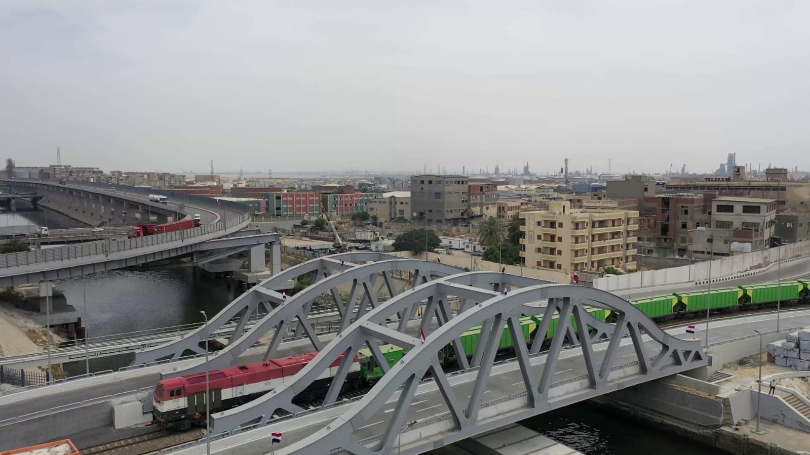 قطاع النقل النهري
