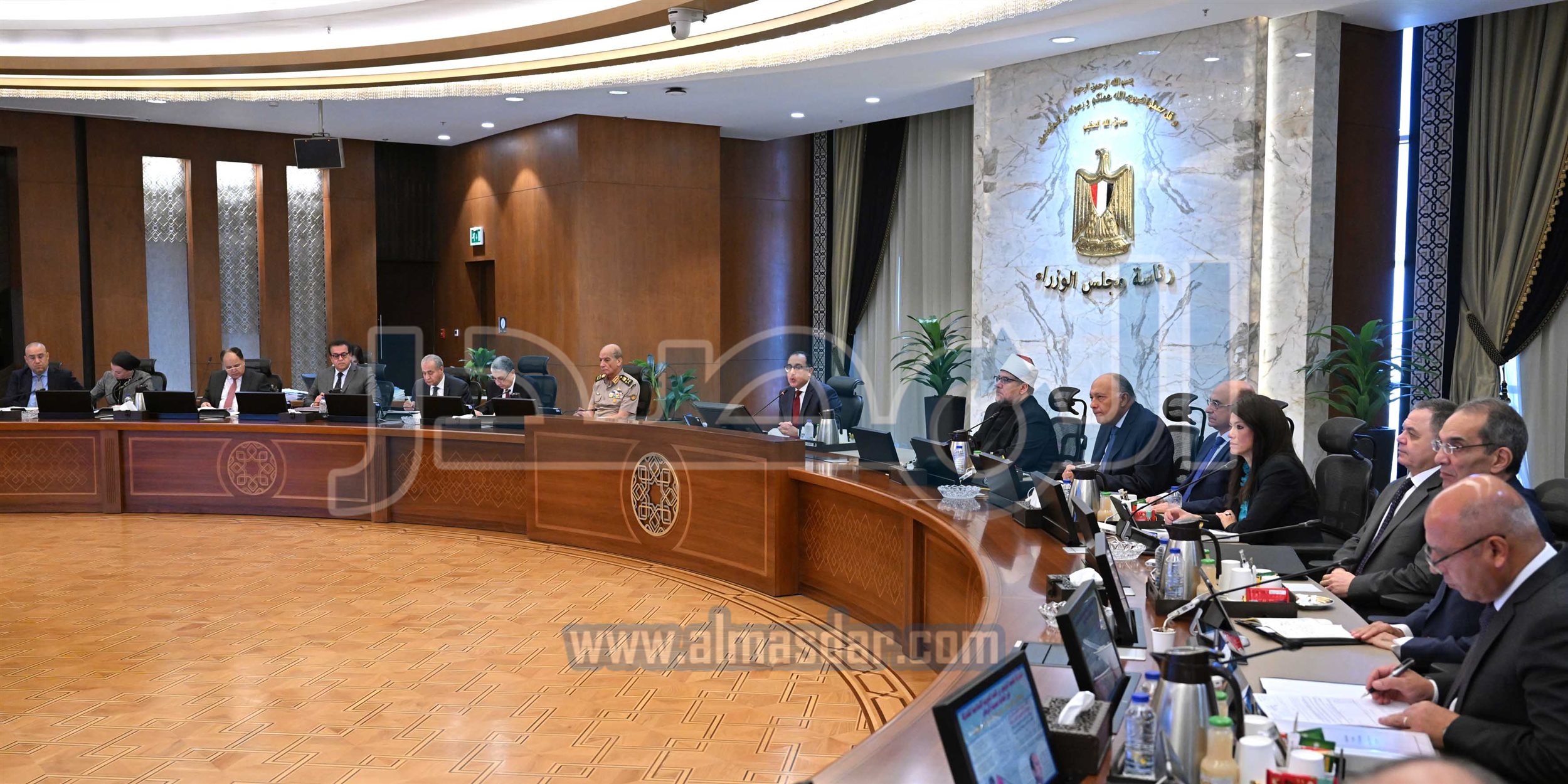 مجلس الوزراء يبدأ اجتماعه الأسبوعي بالعاصمة الإدارية