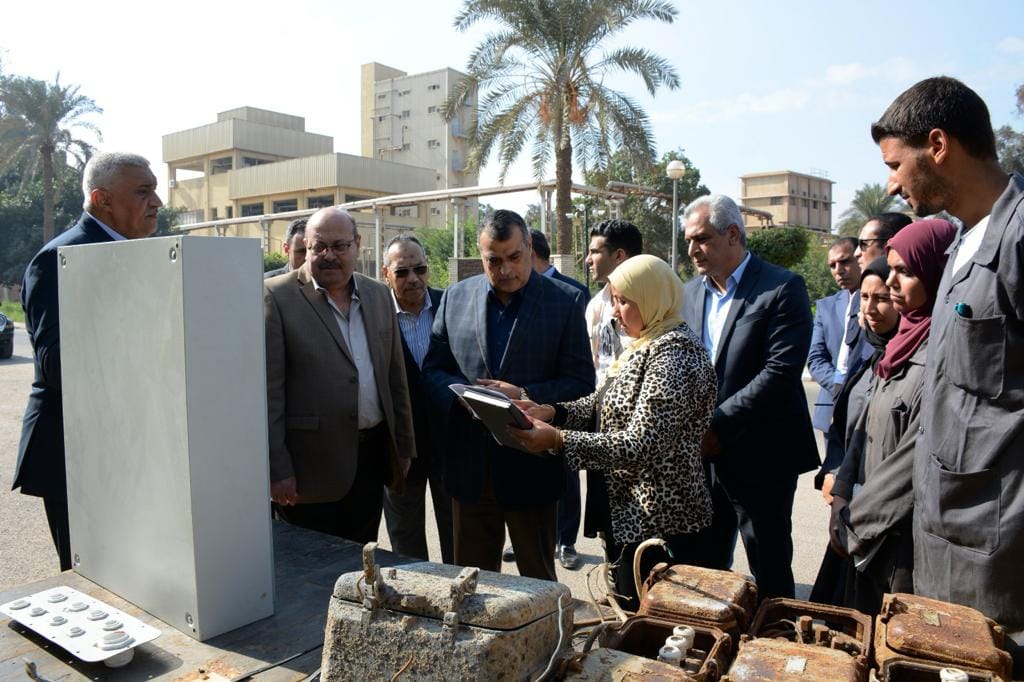 وزير الدولة للإنتاج الحربي في زيارة مفاجئة لشركة أبو زعبل للكيماويات
