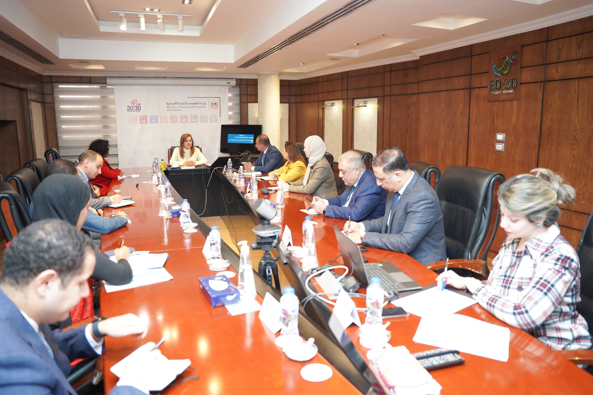 وزيرة التخطيط تلتقي المدير التنفيذي لوكالة الاتحاد الأفريقي للتنمية