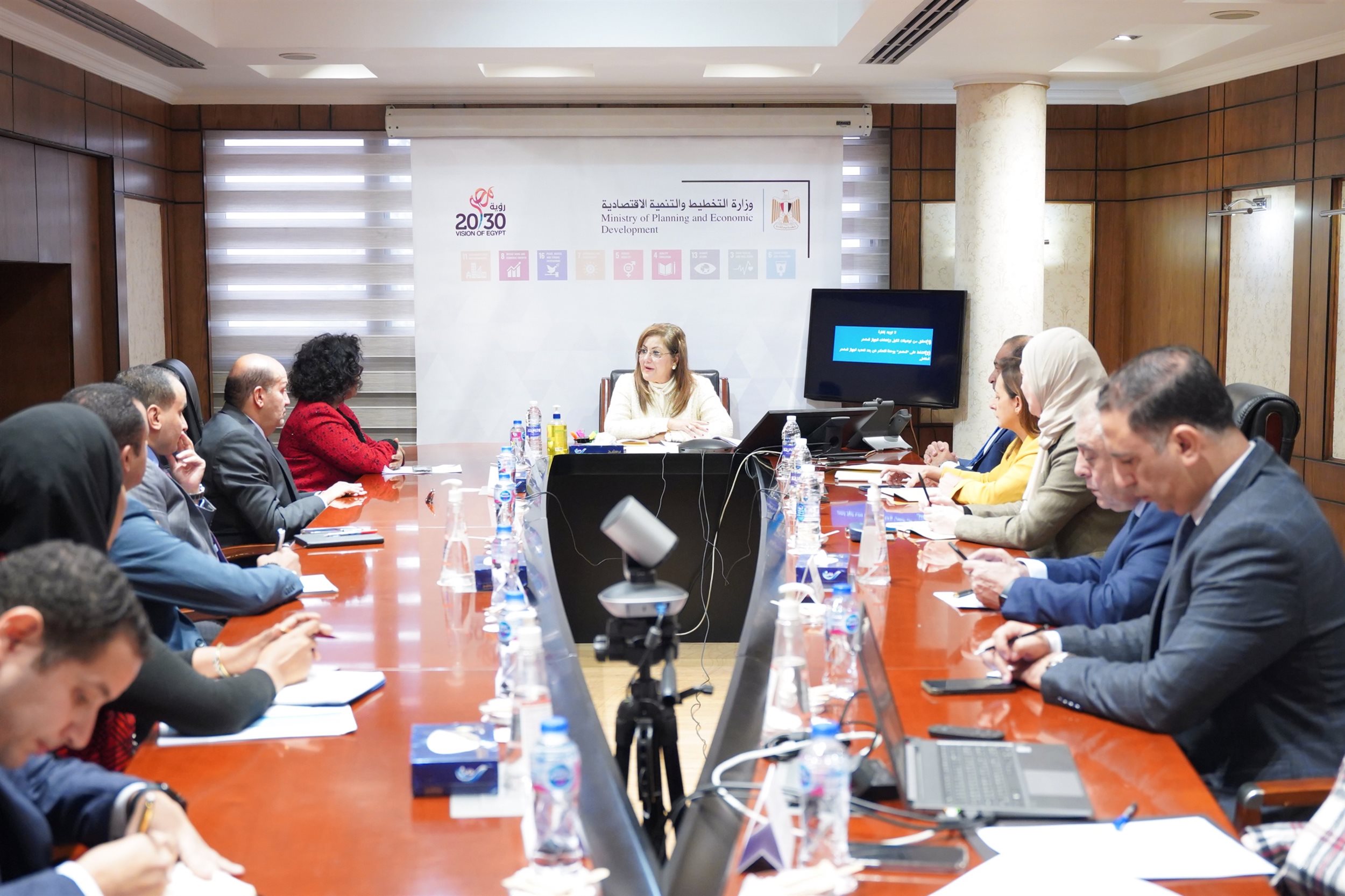 وزيرة التخطيط تلتقي المدير التنفيذي لوكالة الاتحاد الأفريقي للتنمية