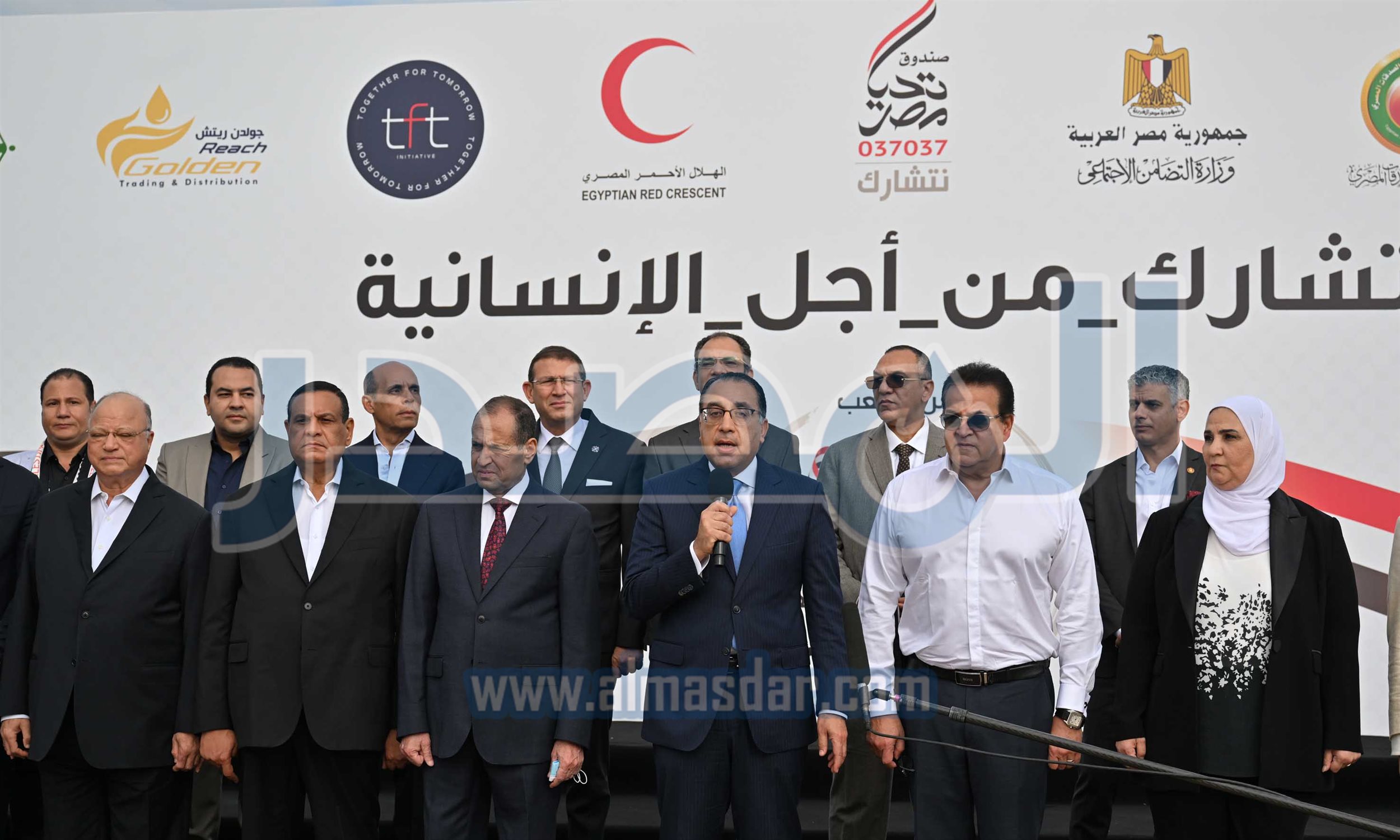 مدبولى يطلق قافلة مساعدات إنسانية شاملة للأشقاء الفلسطينيين