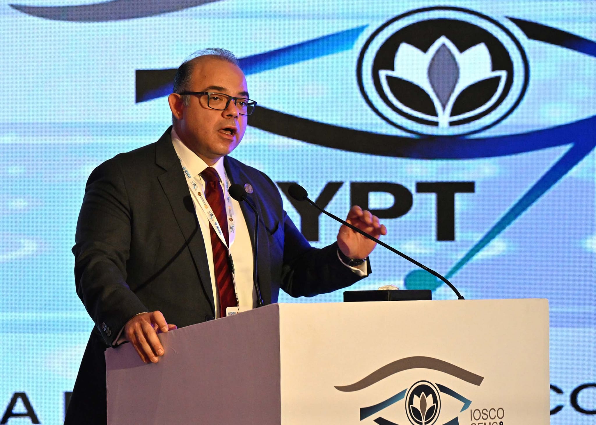 رئيس الوزراء يشارك في الاجتماع والمؤتمر السنوي لـ لجنة الأسواق النامية والناشئة