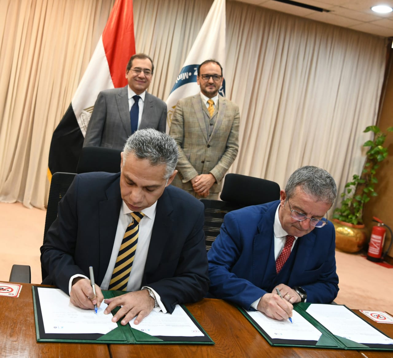 بروتوكول تعاون بين شركتى التعاون للبترول وبتروناس مصر للزيوت