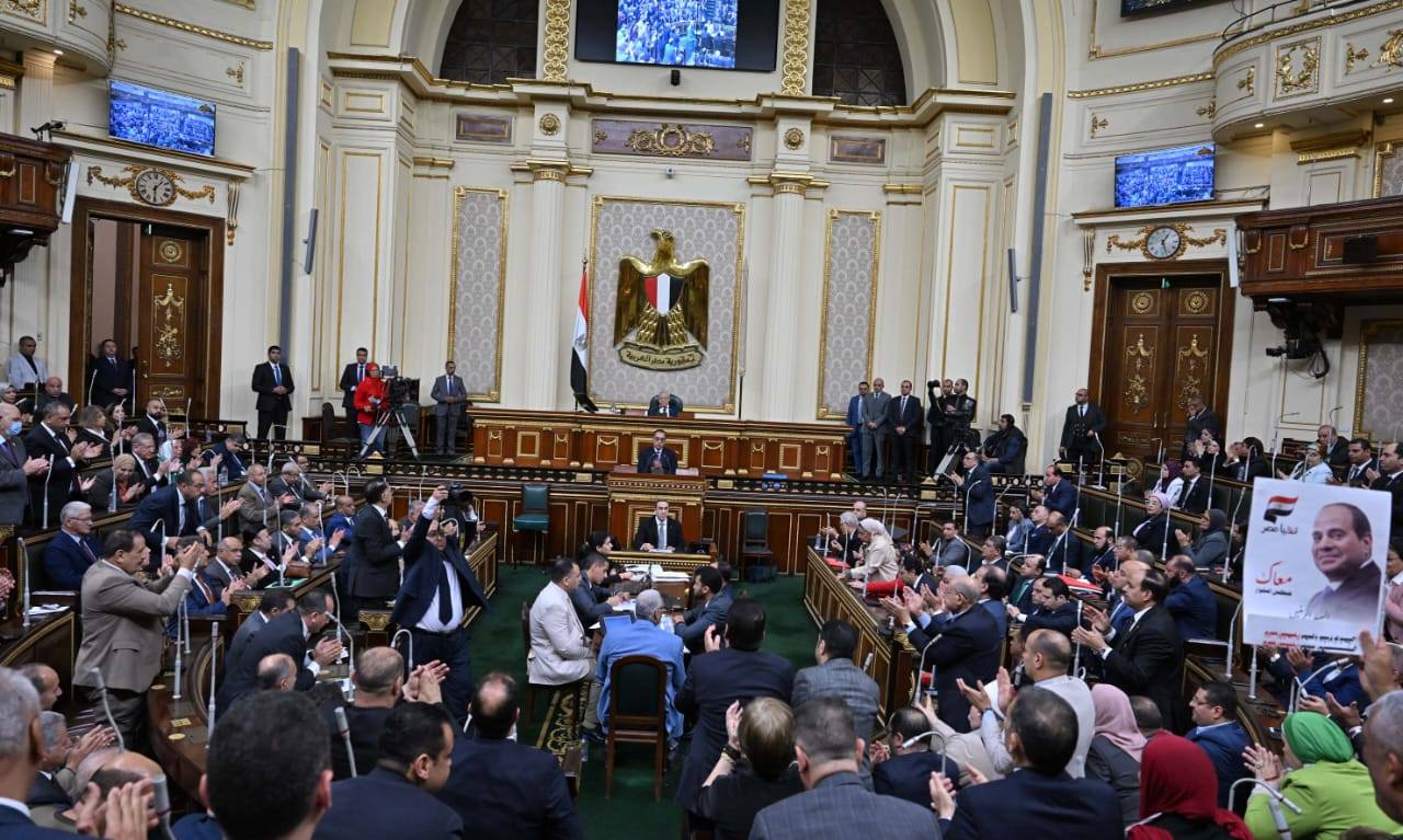 رئيس الوزراء يلقي بياناً أمام مجلس النواب