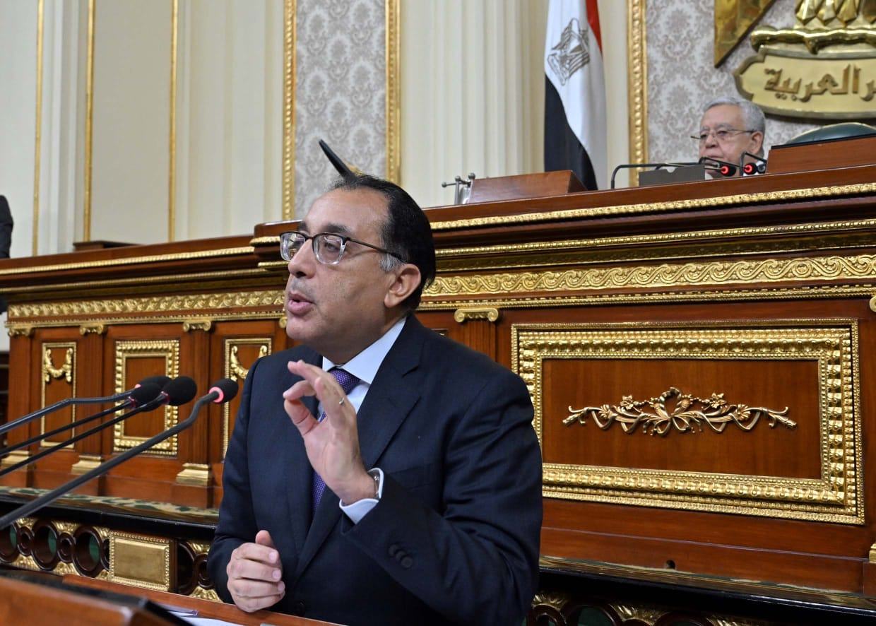 رئيس الوزراء يلقي بياناً أمام مجلس النواب