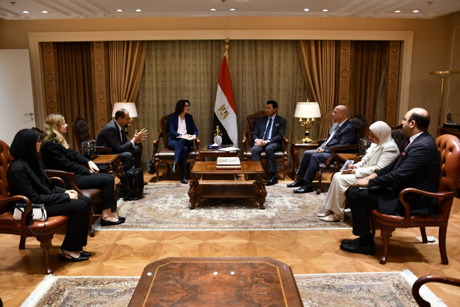 وزير الشباب يلتقى منظمة التعاون الاقتصادي والتنمية