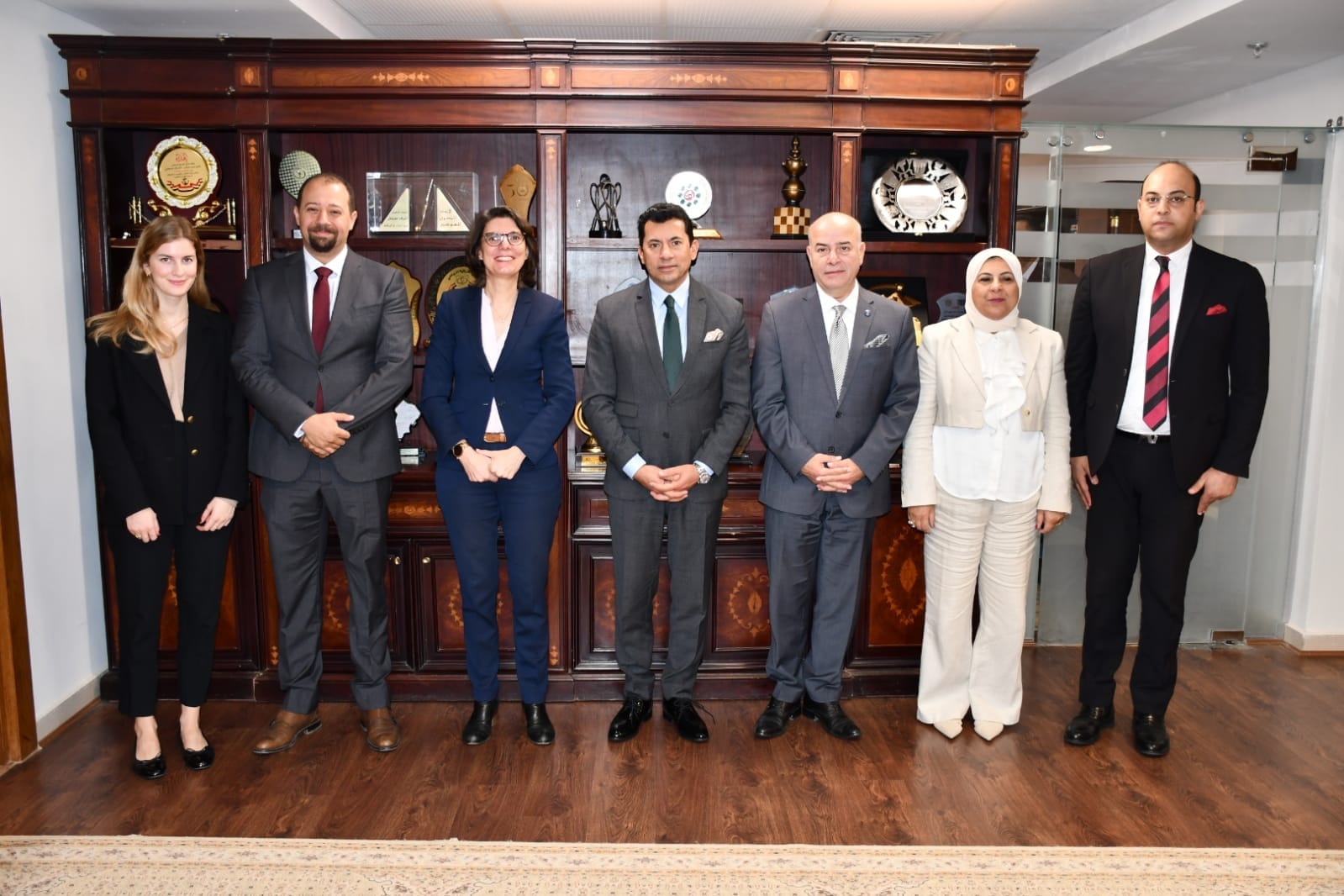 وزير الشباب يلتقى منظمة التعاون الاقتصادي والتنمية