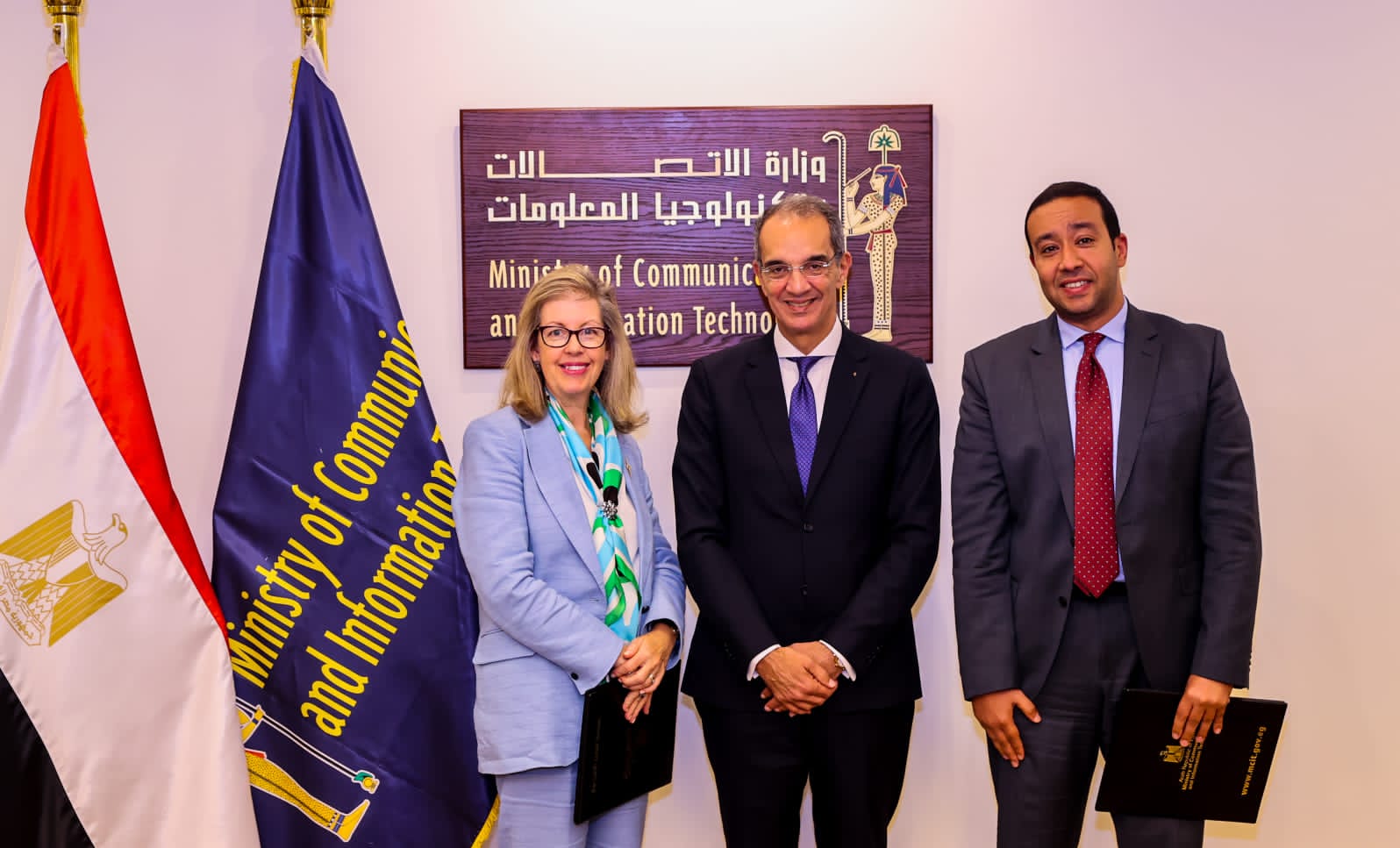 اتفاقية تعاون بين الشركة المصرية للاتصالات ومؤسسة ICANN