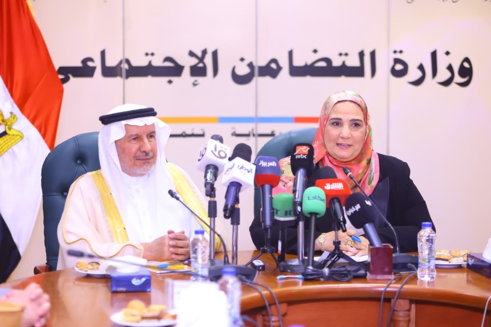 مذكرة دعم مشترك بين الهلال الأحمر ومركز الملك سلمان للإغاثة