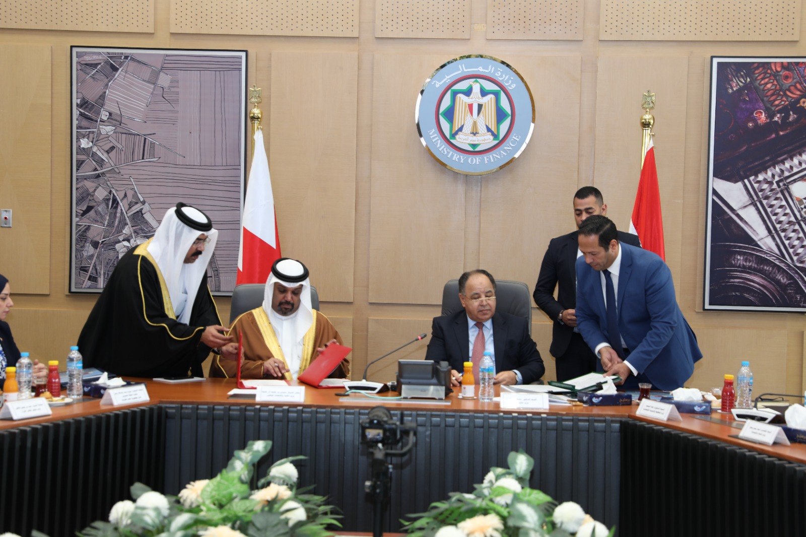 وزيرا المالية المصري ونظيره من مملكة البحرين