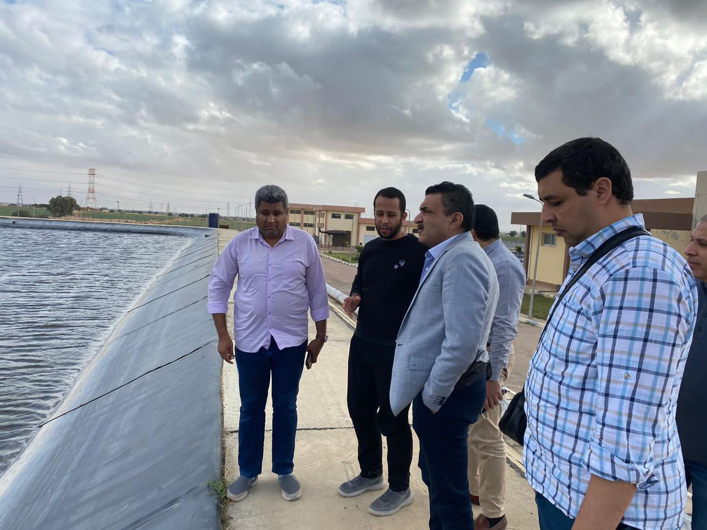 الجزار يتابع مشروعات منظومة الصرف الصحي ببرج العرب الجديدة