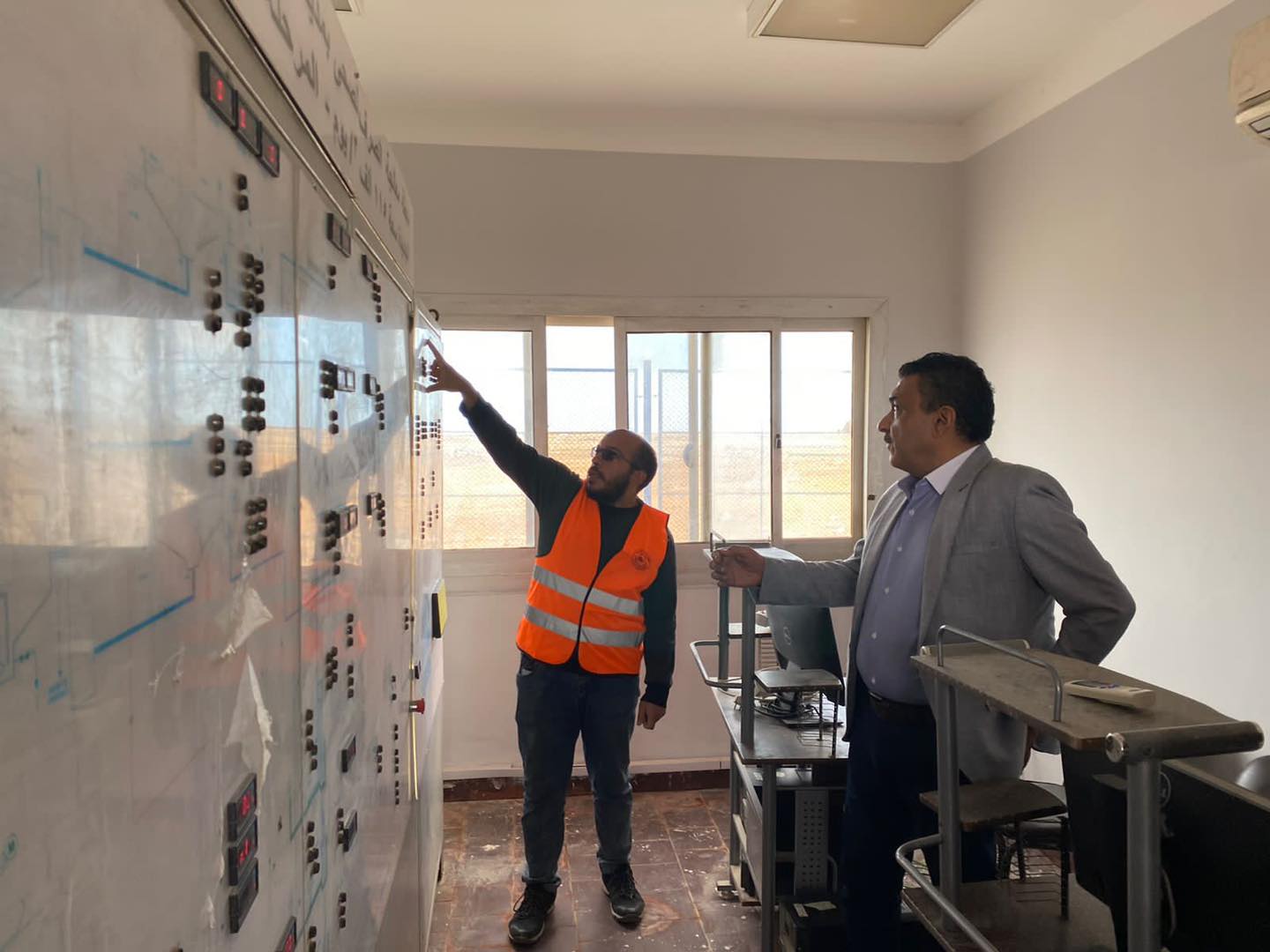 الجزار يتابع مشروعات منظومة الصرف الصحي ببرج العرب الجديدة