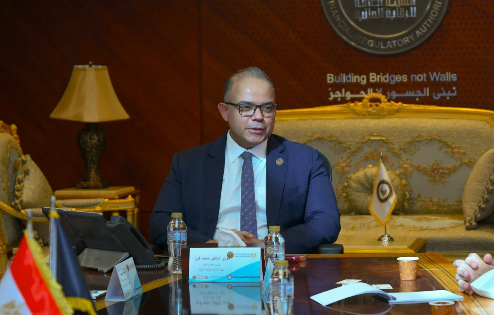رئيس الرقابة المالية يستقبل وفد مسئولي جهاز أبو ظبي للمحاسبة