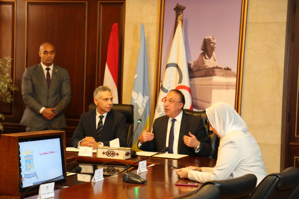 توقيع مذكرة تفاهم بين التعاون للبترول ومحافظة الأسكندرية