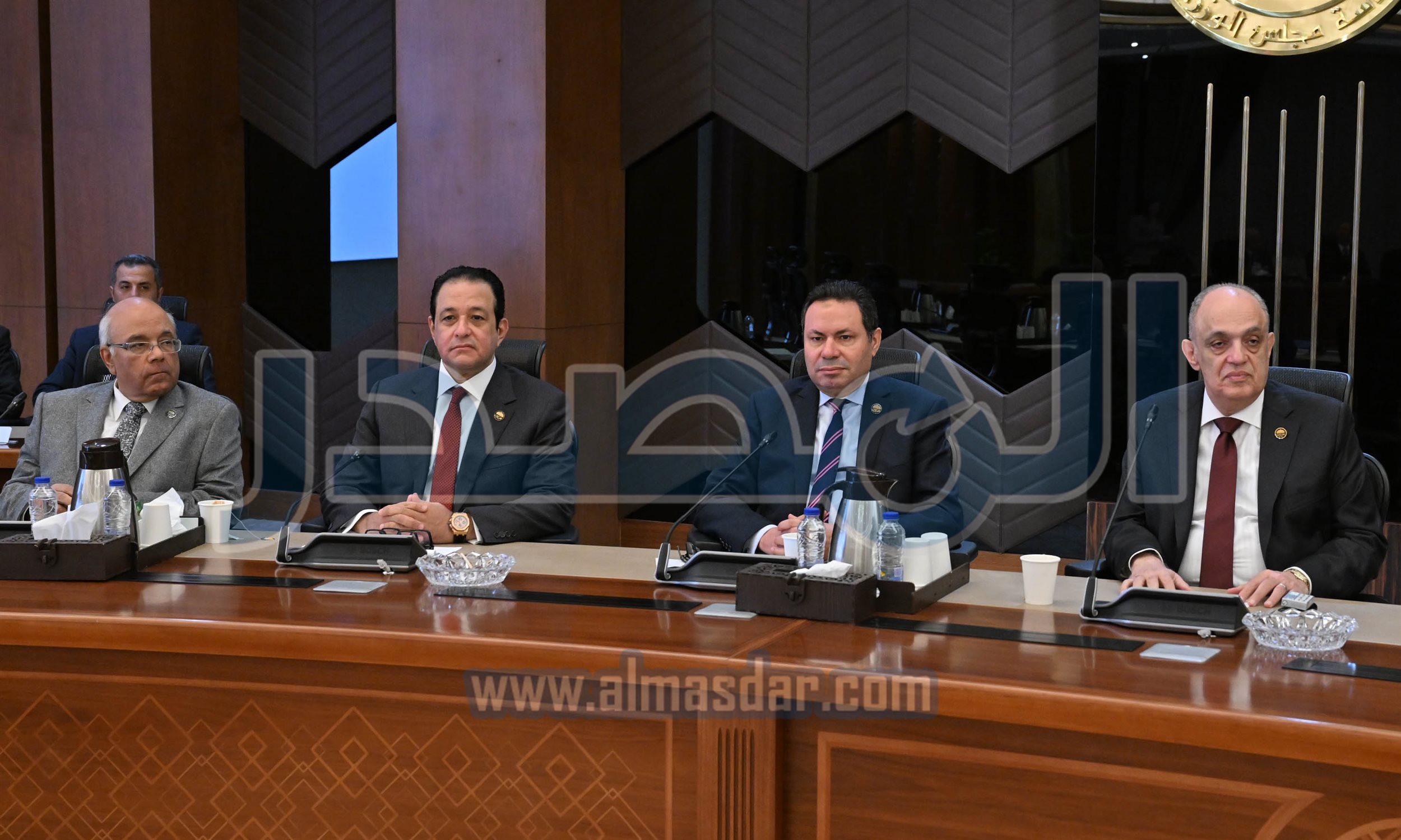 رئيس الوزراء يلتقي رؤساء اللجان النوعية بمجلس النواب