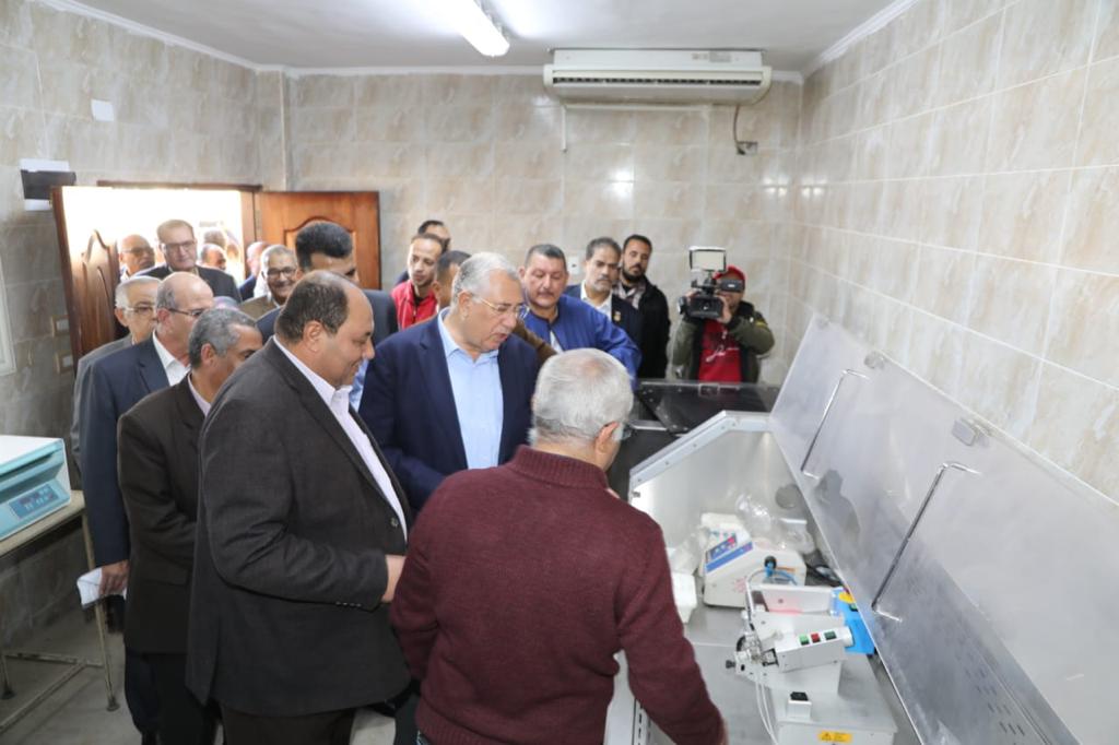 وزير الزراعة يفتتح أكبر مركز للتلقيح الاصطناعي بمنطقة الشرق الأوسط
