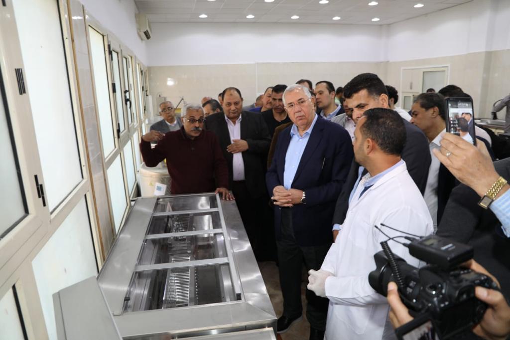وزير الزراعة يفتتح أكبر مركز للتلقيح الاصطناعي بمنطقة الشرق الأوسط