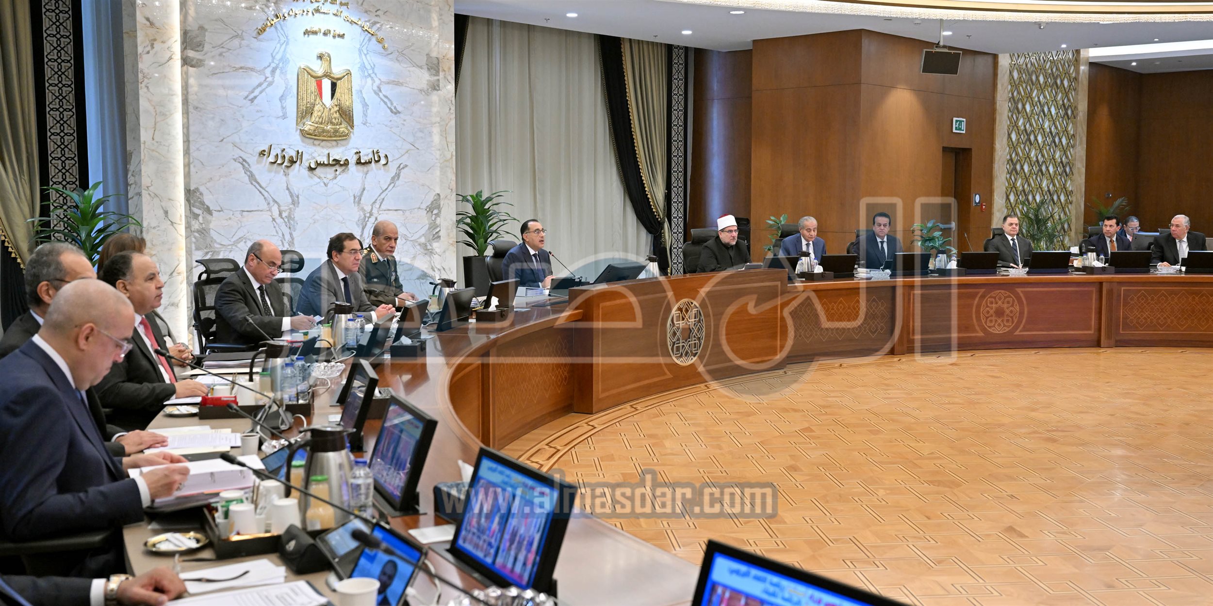 مجلس الوزراء يبدأ اجتماعه الأسبوعي بالعاصمة الإدارية