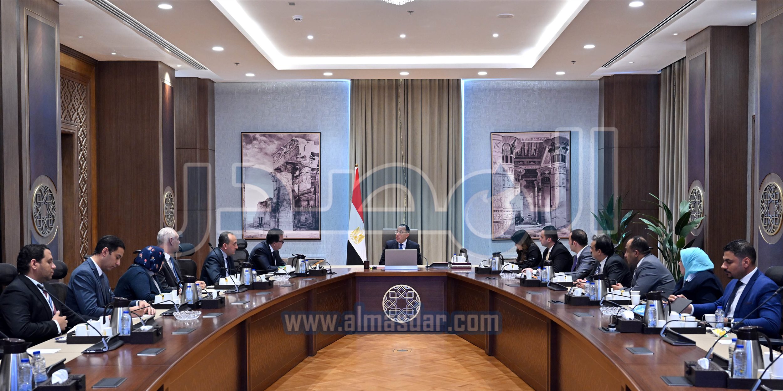 رئيس الوزراء يتابع موقف تنفيذ الأعمال للمشروعات الصحية