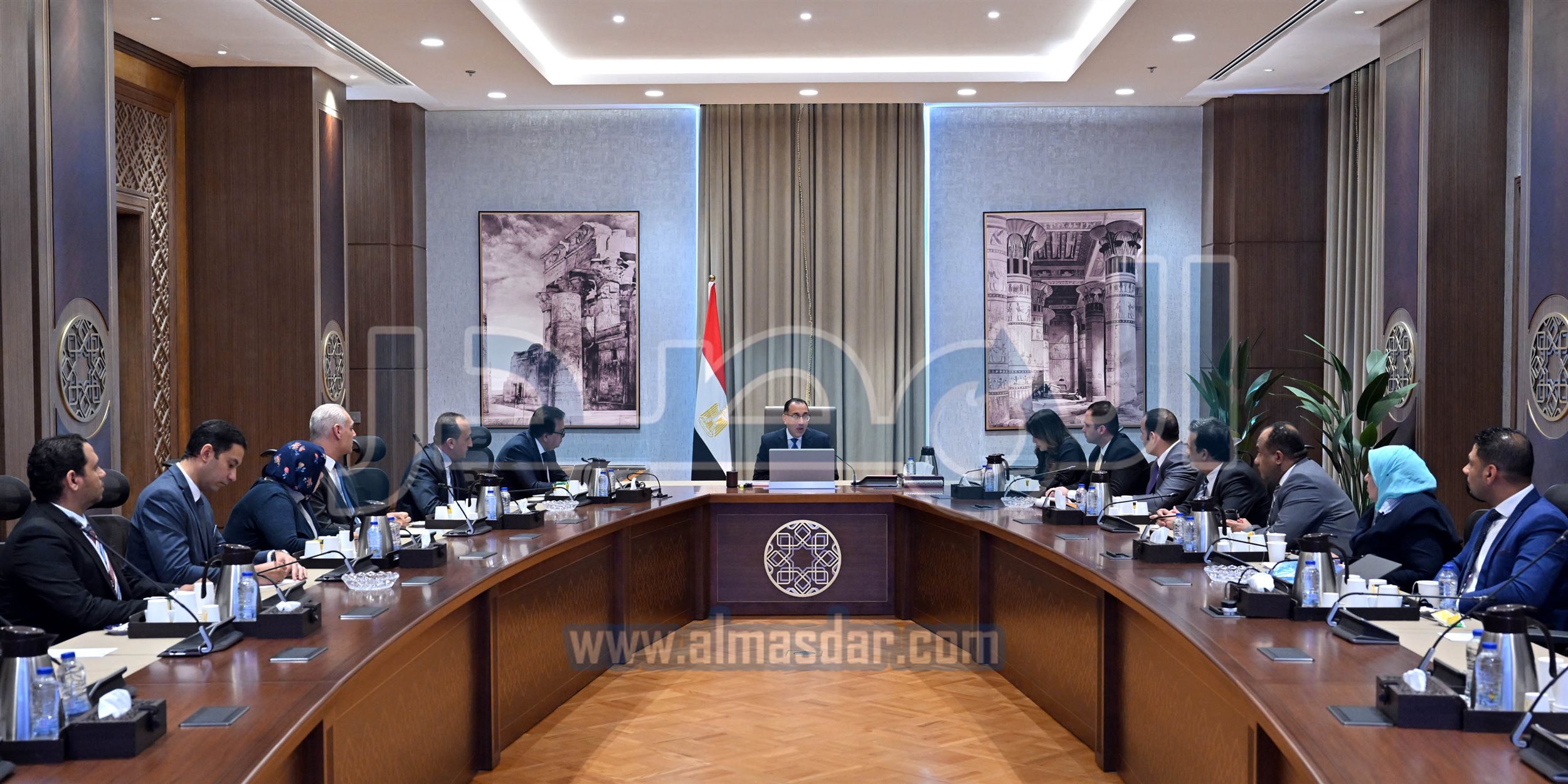 رئيس الوزراء يتابع موقف تنفيذ الأعمال للمشروعات الصحية