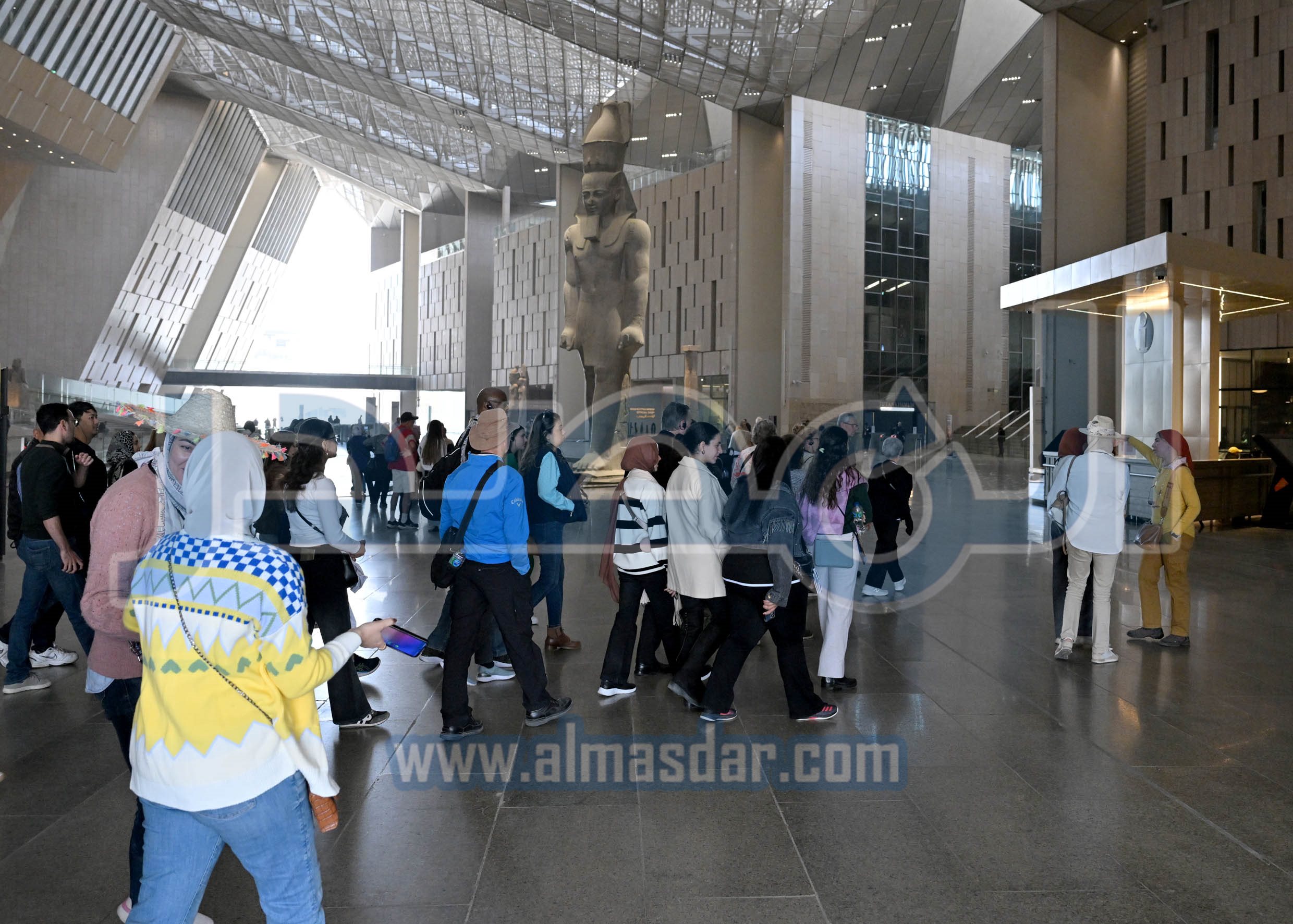 رئيس الوزراء يتفقدُ المتحف المصري الكبير