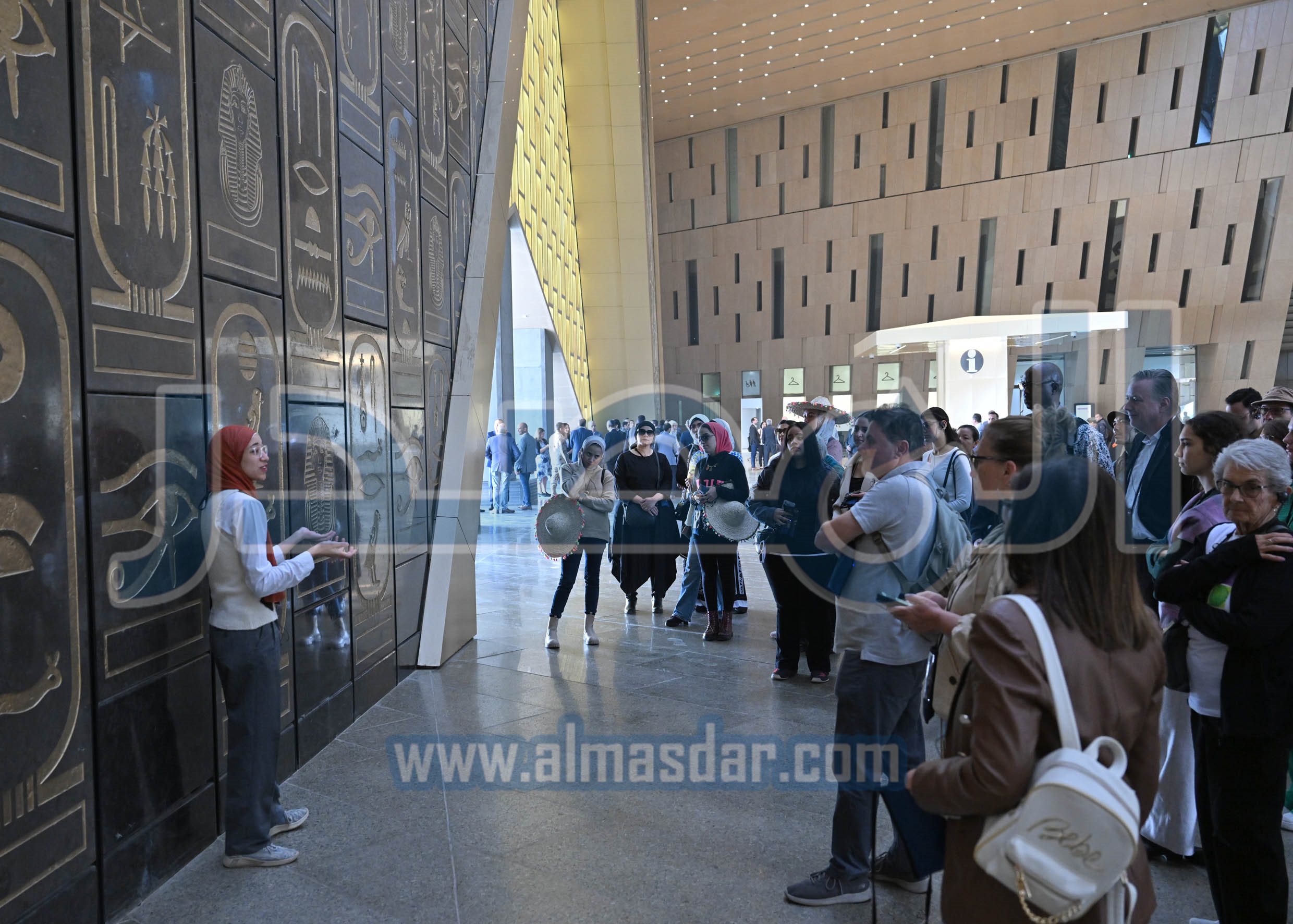 رئيس الوزراء يتفقدُ المتحف المصري الكبير