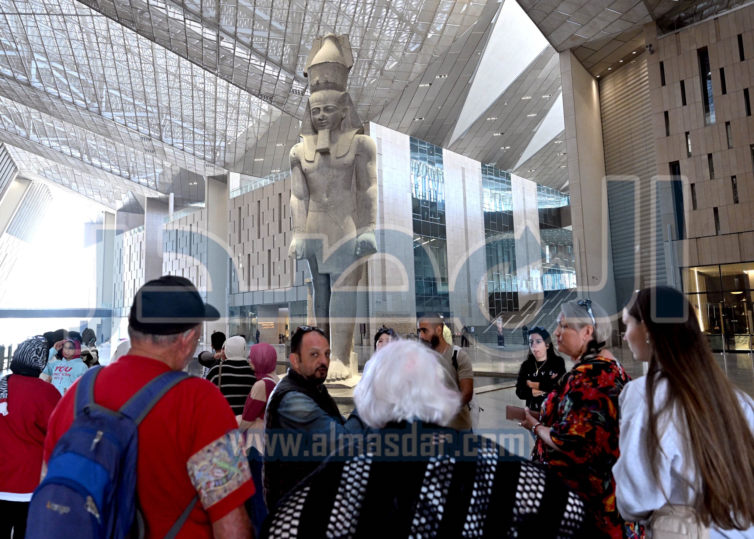 رئيس الوزراء يتفقدُ المتحف المصري الكبير